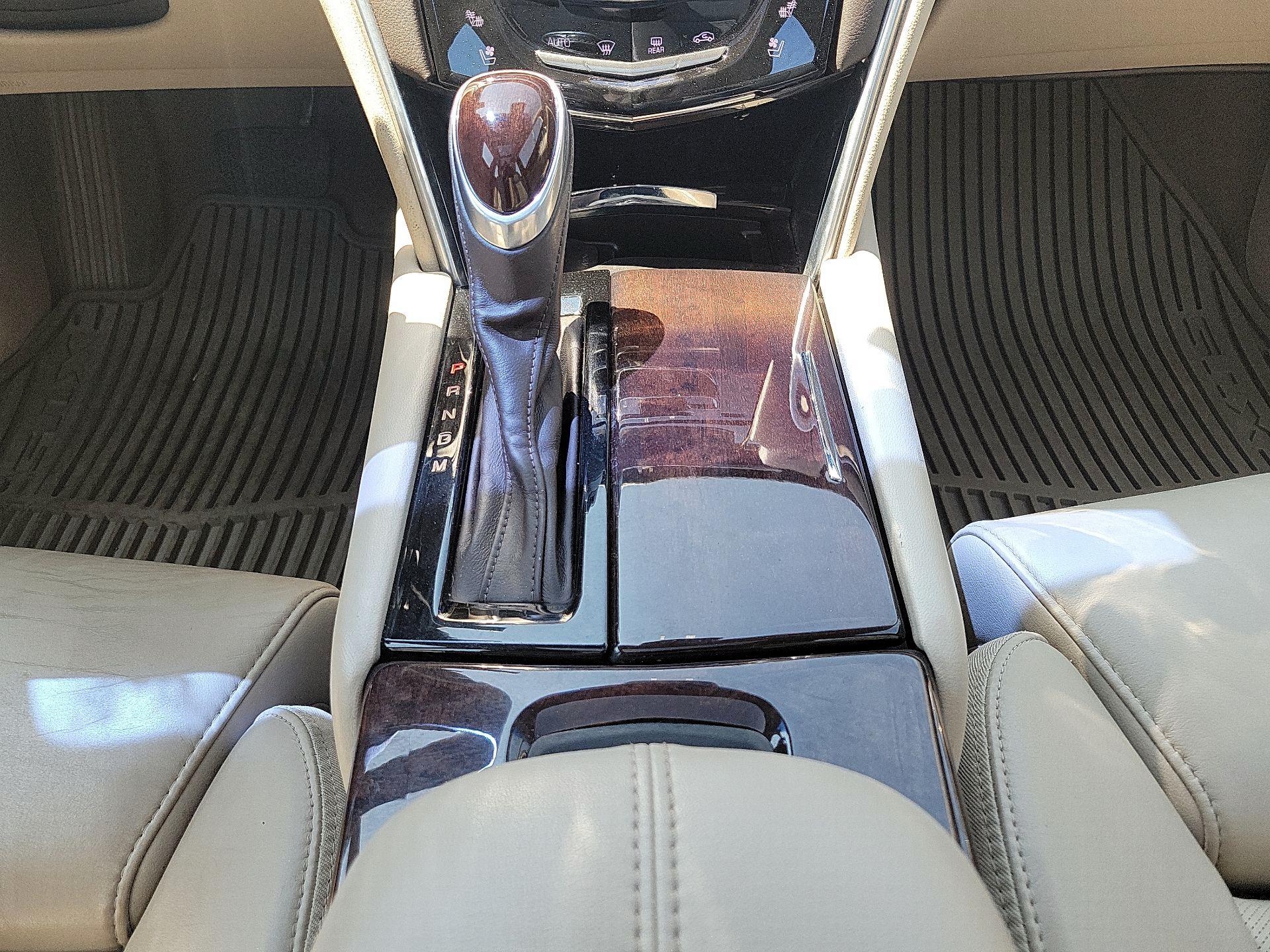 Thumbnail: 2016 Cadillac XTS - 16