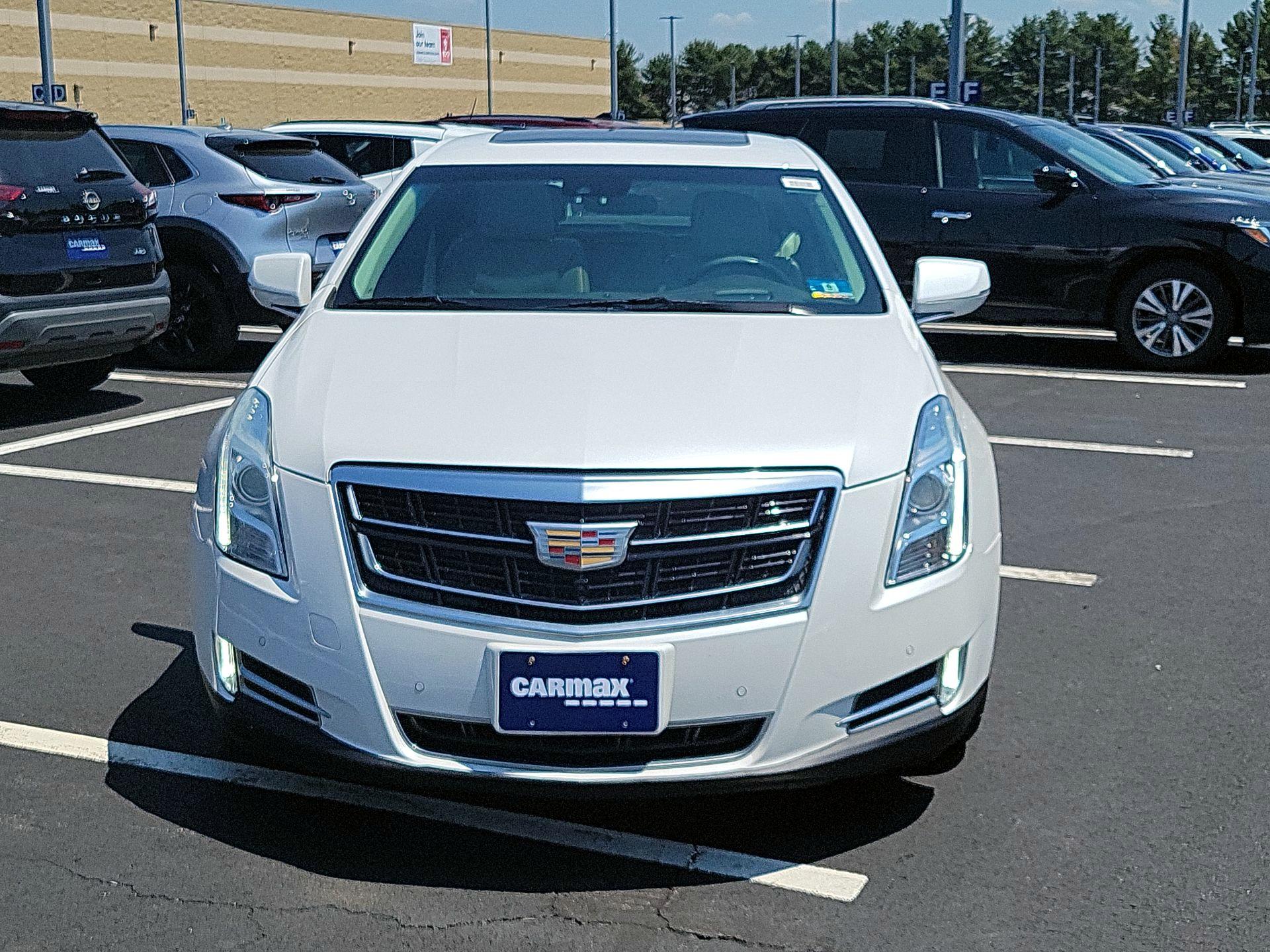 Thumbnail: 2016 Cadillac XTS - 2