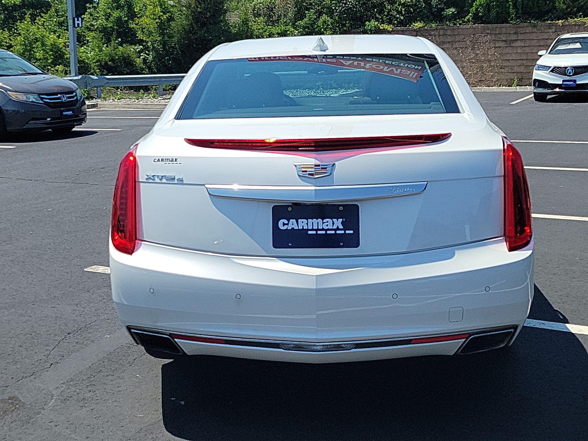 Thumbnail: 2016 Cadillac XTS - 6