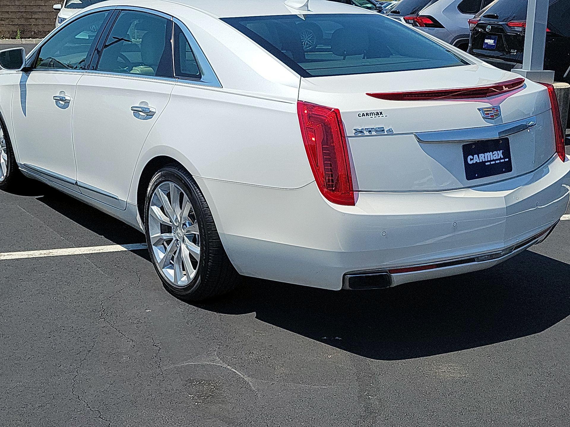 Thumbnail: 2016 Cadillac XTS - 7
