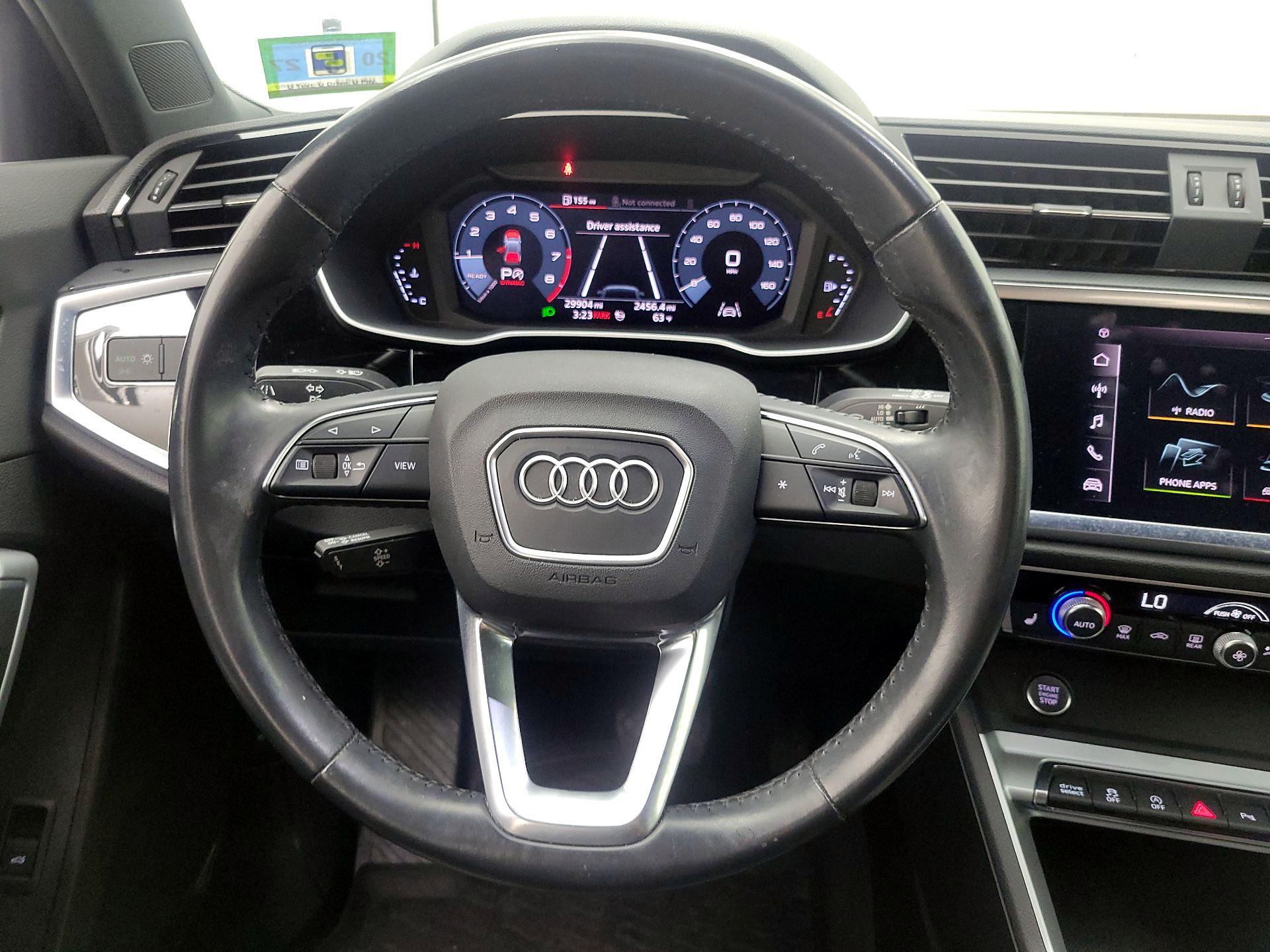 Thumbnail: 2020 Audi Q3 - 10