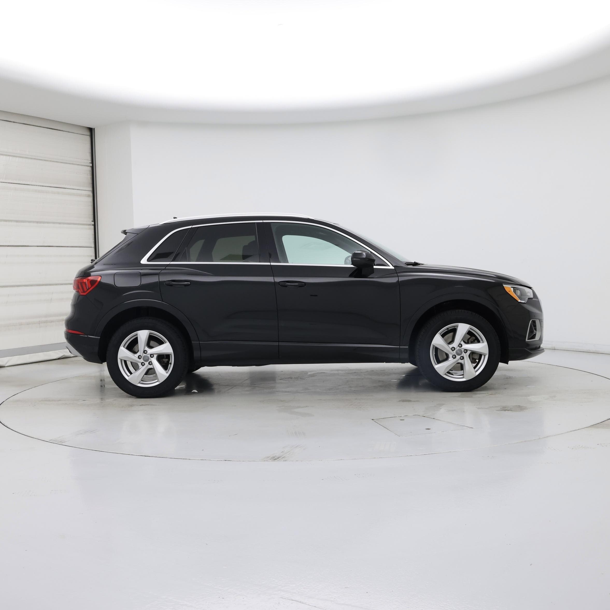 Thumbnail: 2020 Audi Q3 - 7