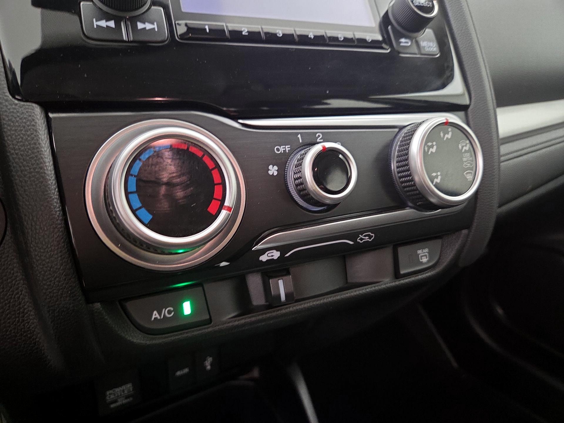 Thumbnail: 2015 Honda Fit - 15