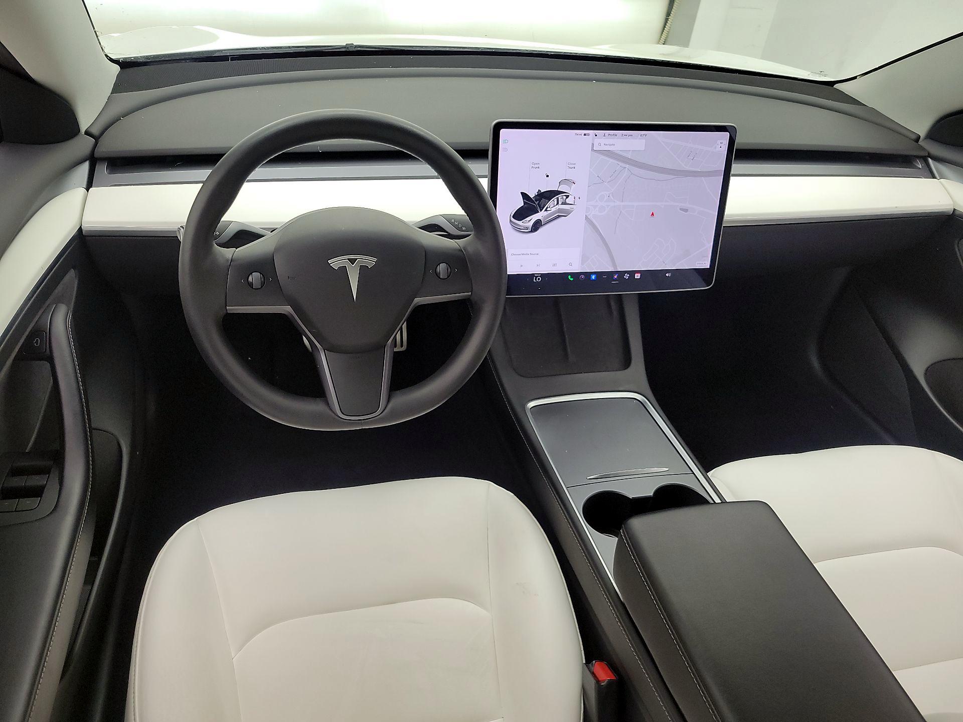 Thumbnail: 2022 Tesla Model 3 - 9