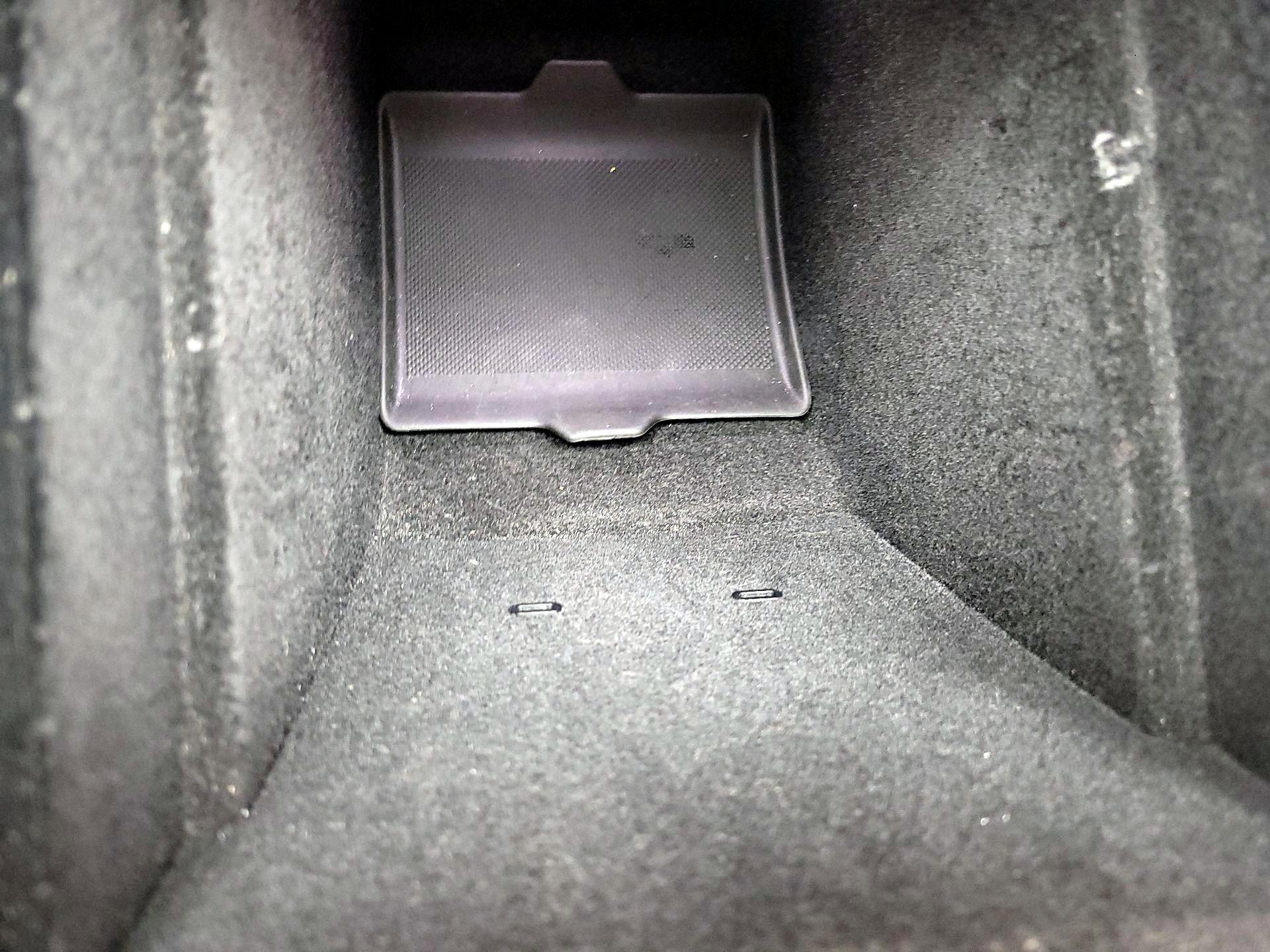 Thumbnail: 2022 Tesla Model 3 - 18