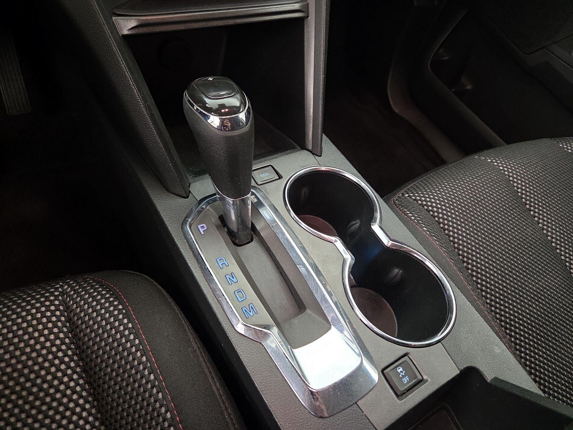 Thumbnail: 2016 Chevrolet Equinox - 16