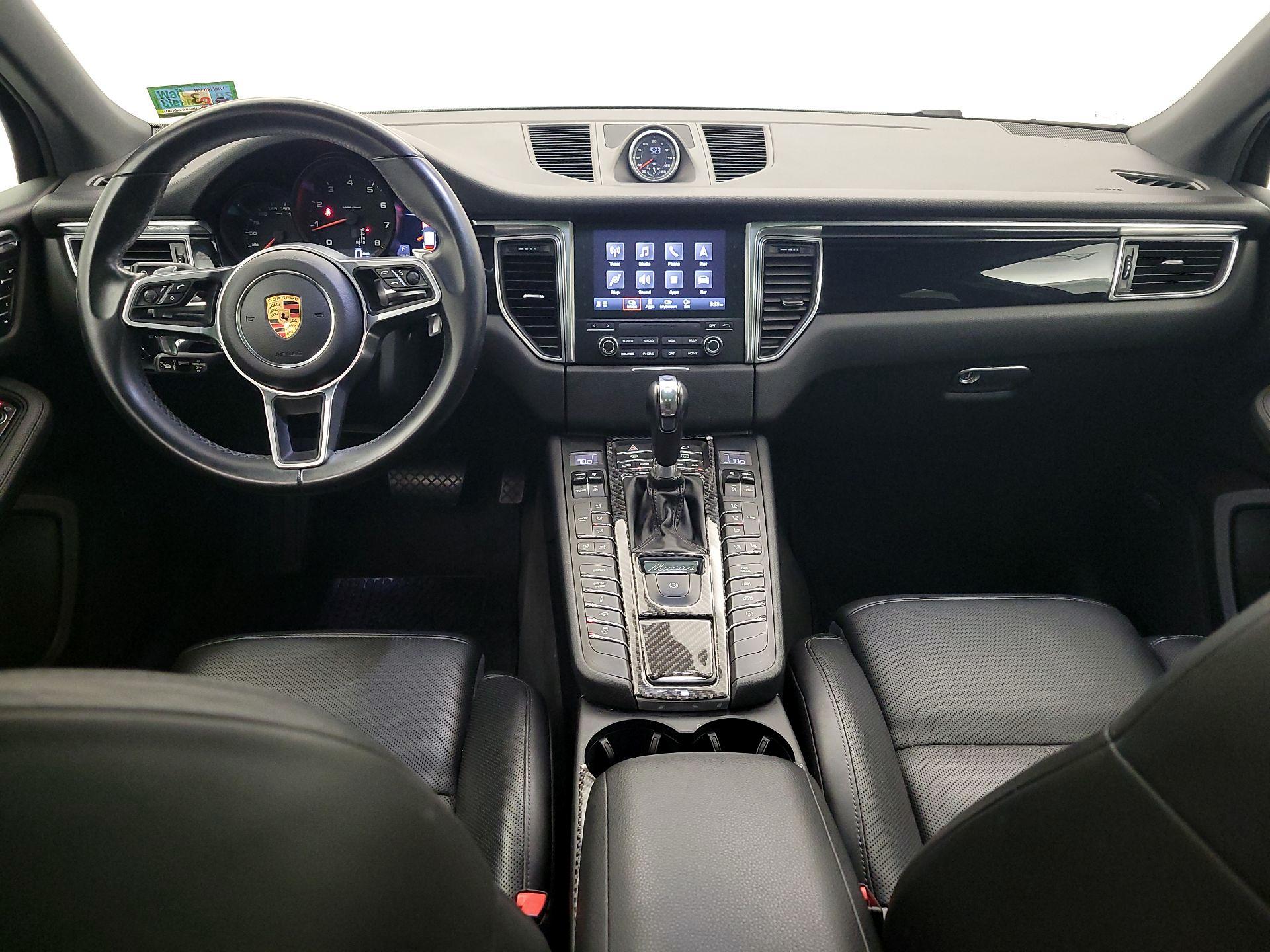 Thumbnail: 2018 Porsche Macan - 9