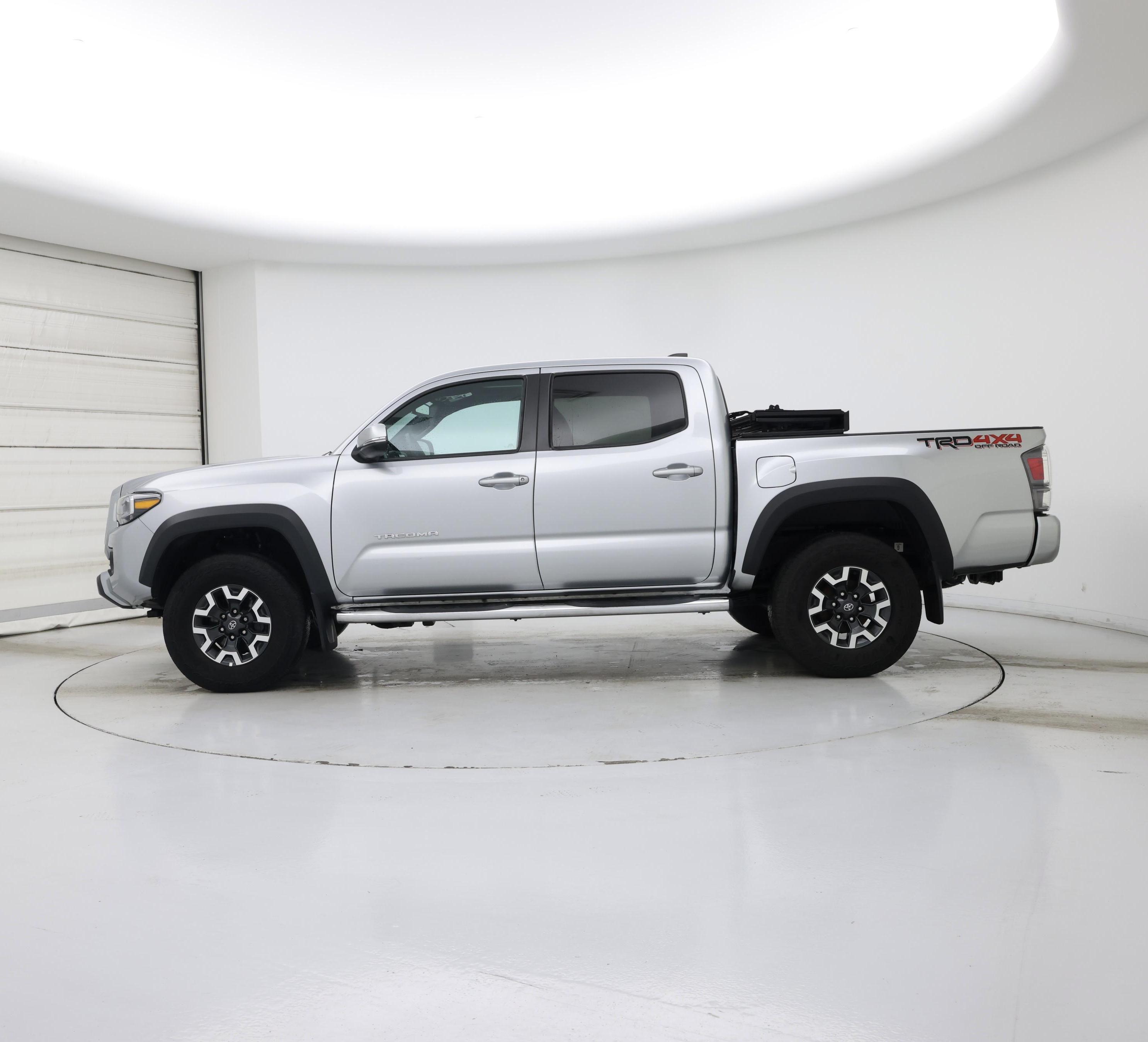 Thumbnail: 2023 Toyota Tacoma - 3