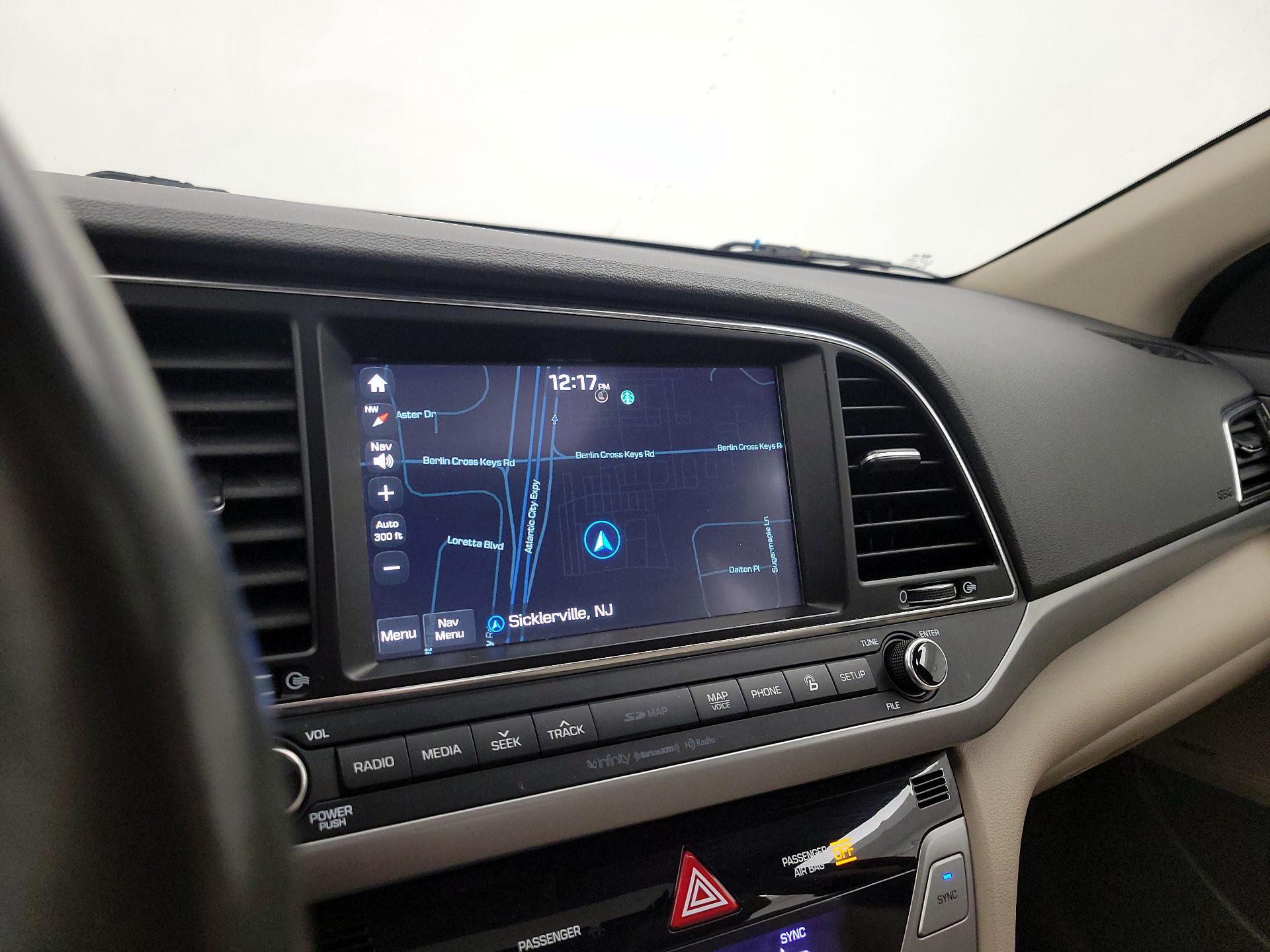 Thumbnail: 2017 Hyundai Elantra - 14