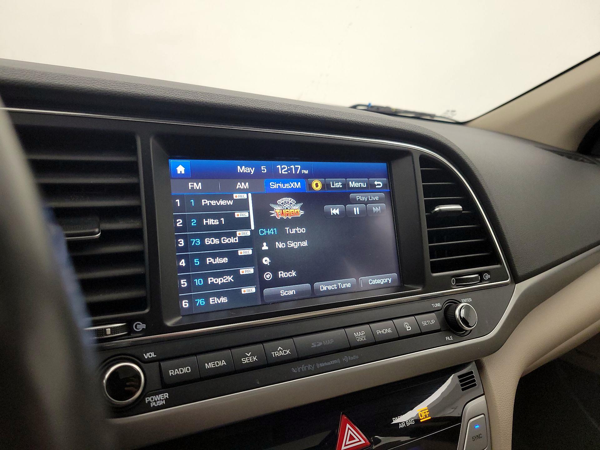 Thumbnail: 2017 Hyundai Elantra - 16