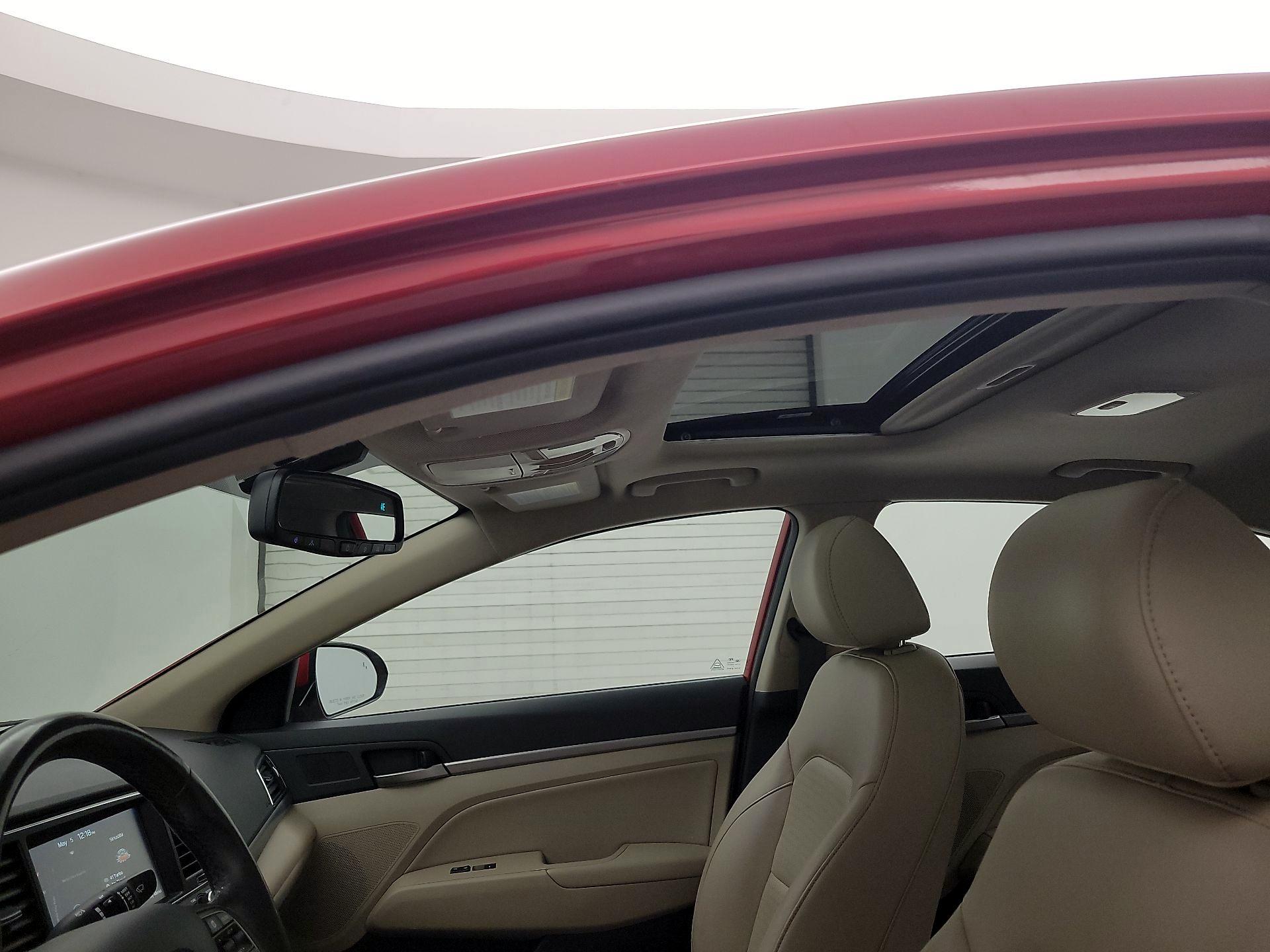 Thumbnail: 2017 Hyundai Elantra - 20