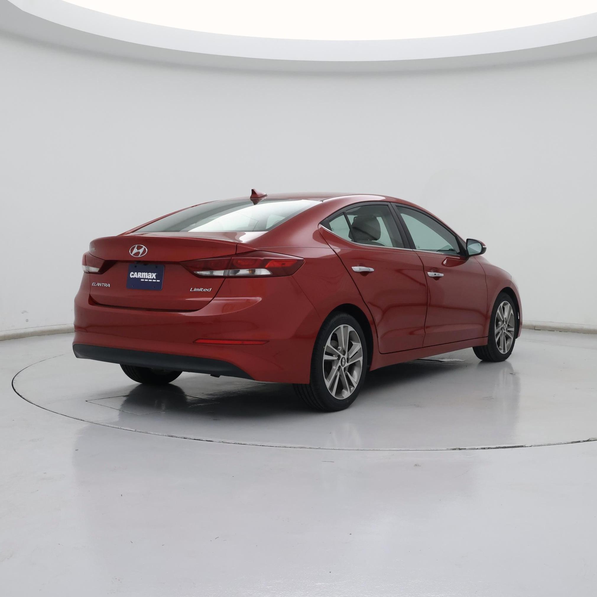 Thumbnail: 2017 Hyundai Elantra - 8