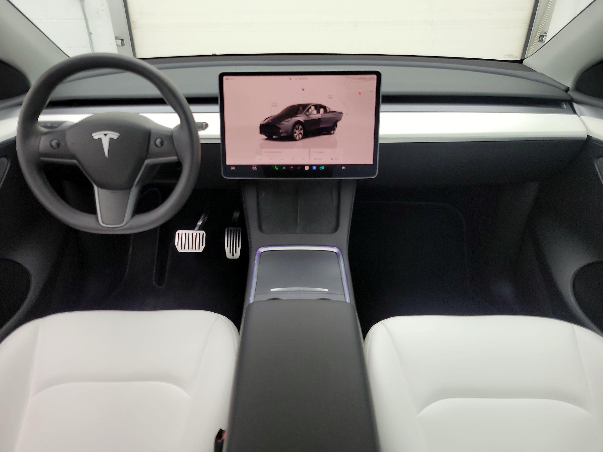 Thumbnail: 2023 Tesla Model Y - 9