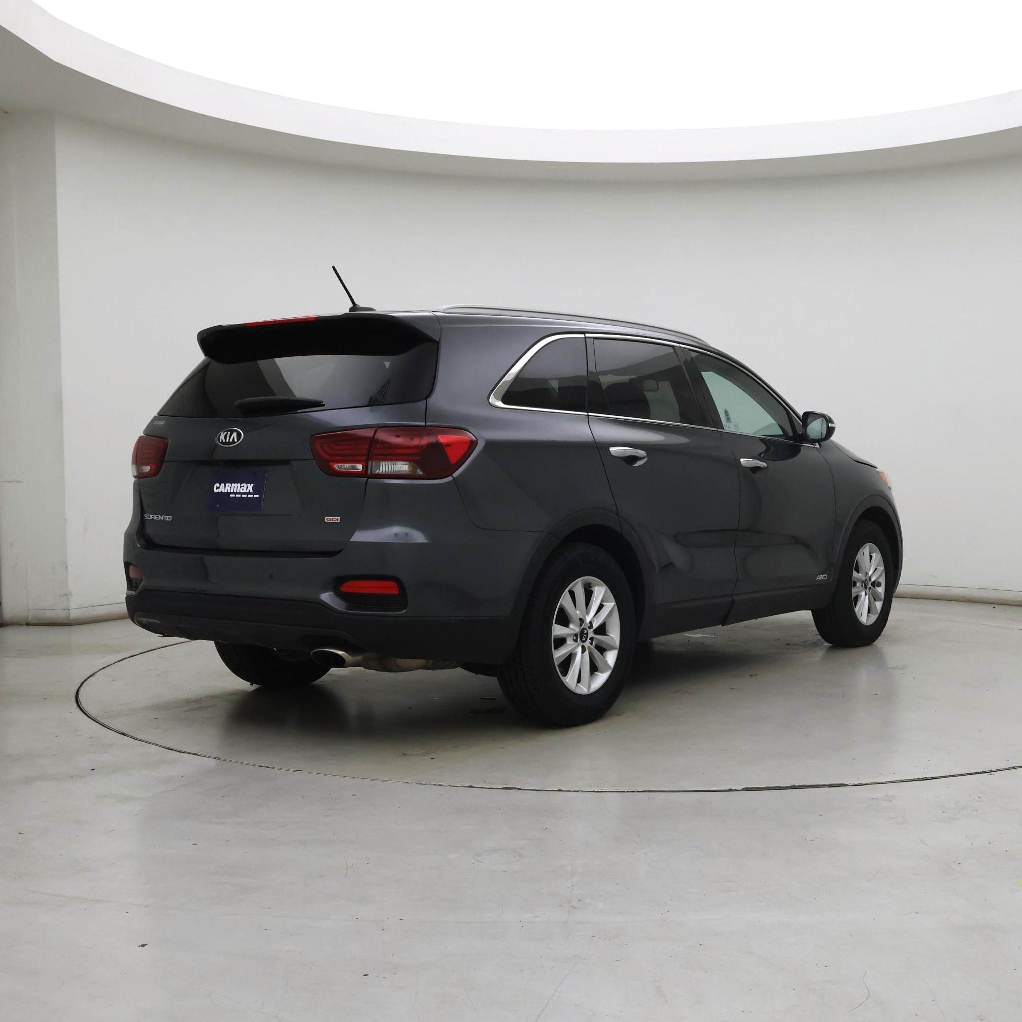 Thumbnail: 2020 Kia Sorento - 8