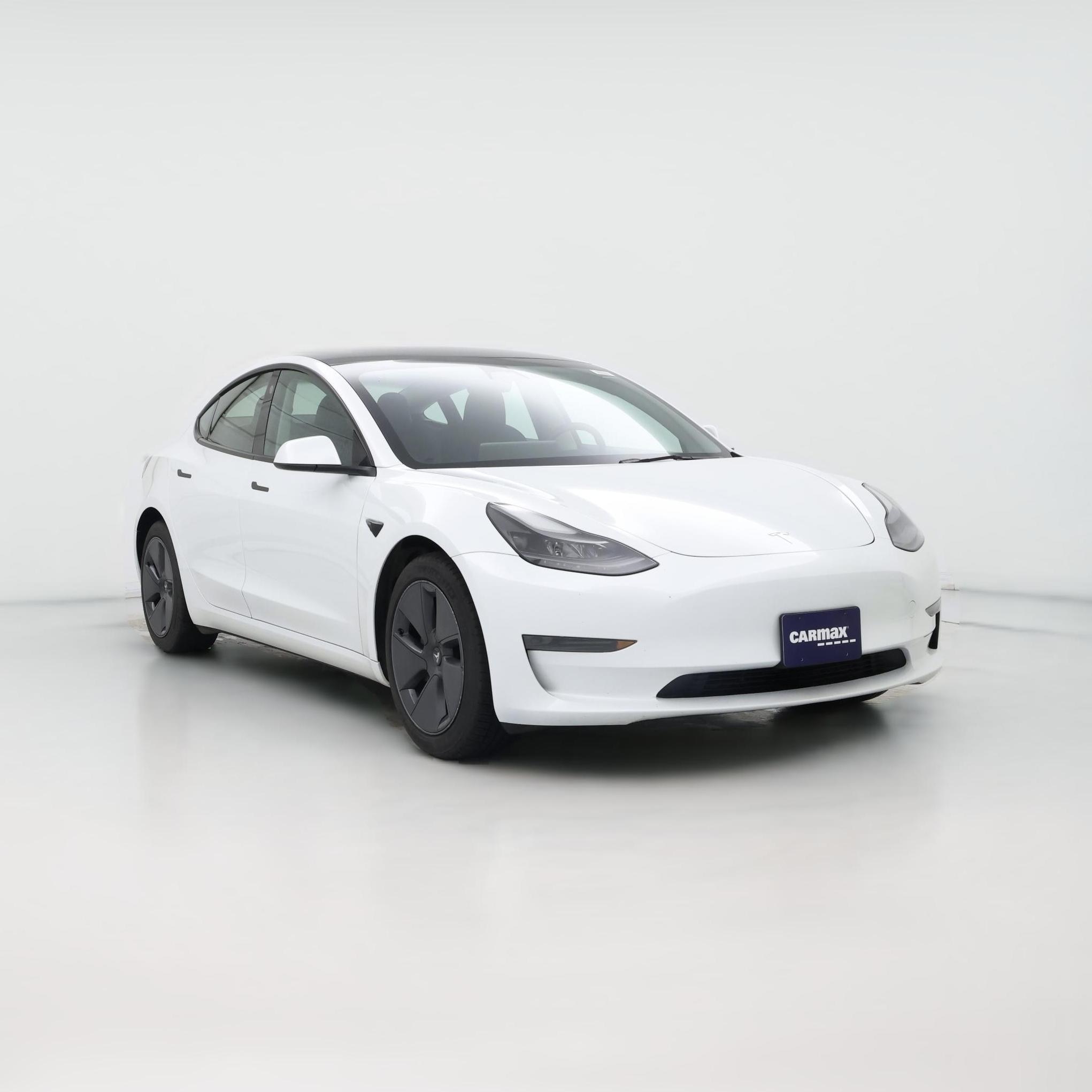 Thumbnail: 2023 Tesla Model 3 - 1
