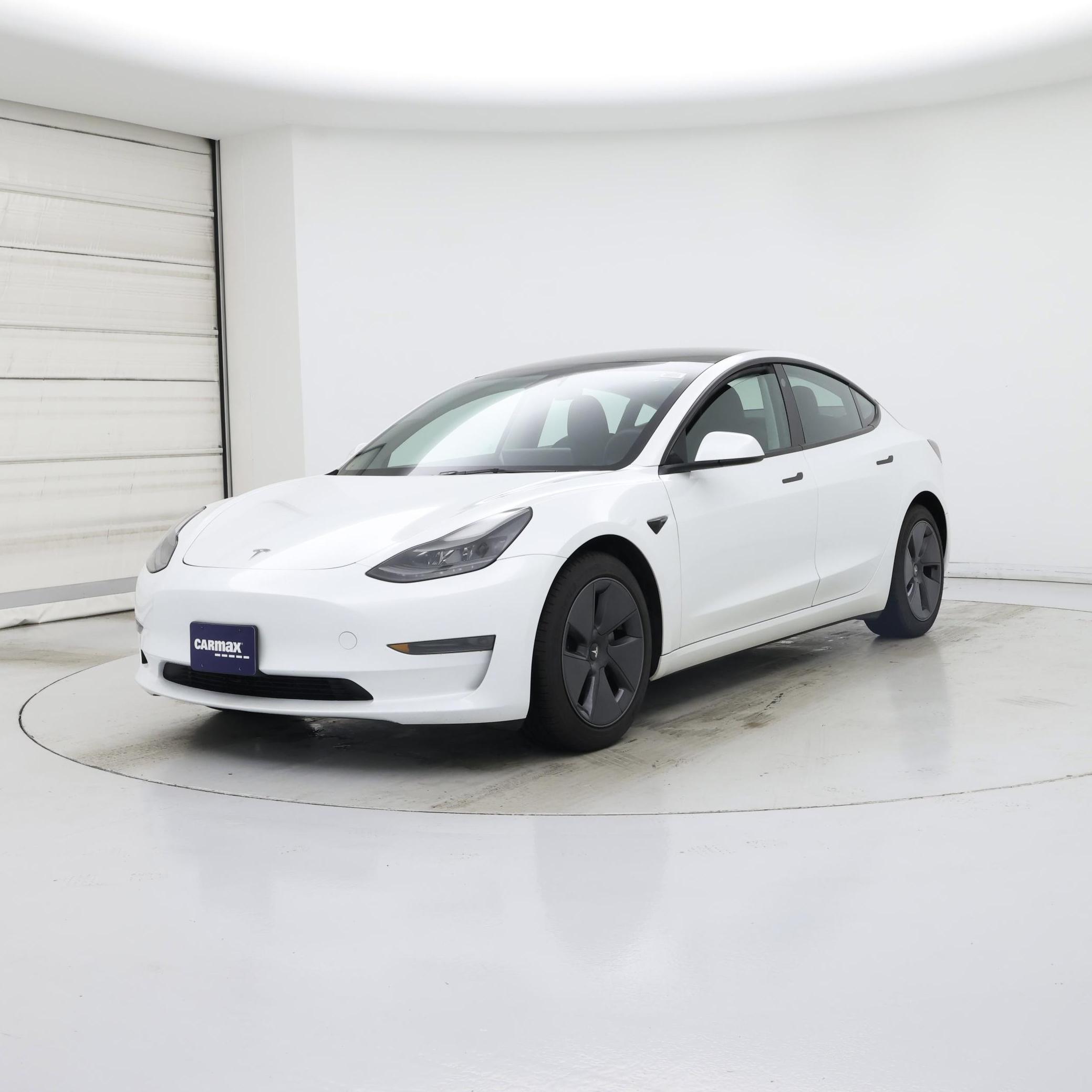Thumbnail: 2023 Tesla Model 3 - 4