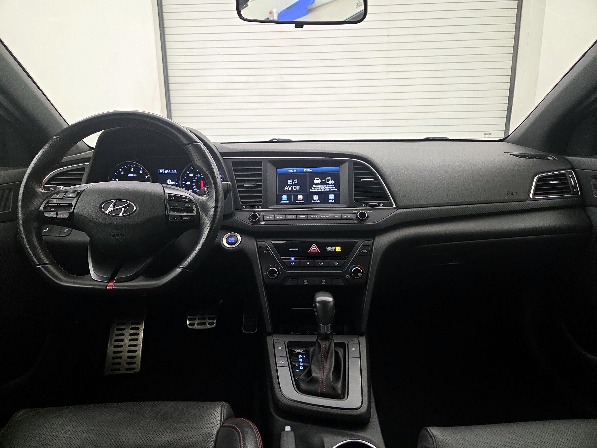 Thumbnail: 2018 Hyundai Elantra - 9