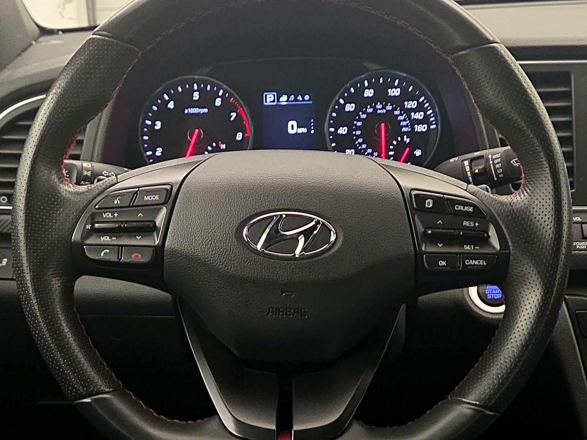Thumbnail: 2018 Hyundai Elantra - 10