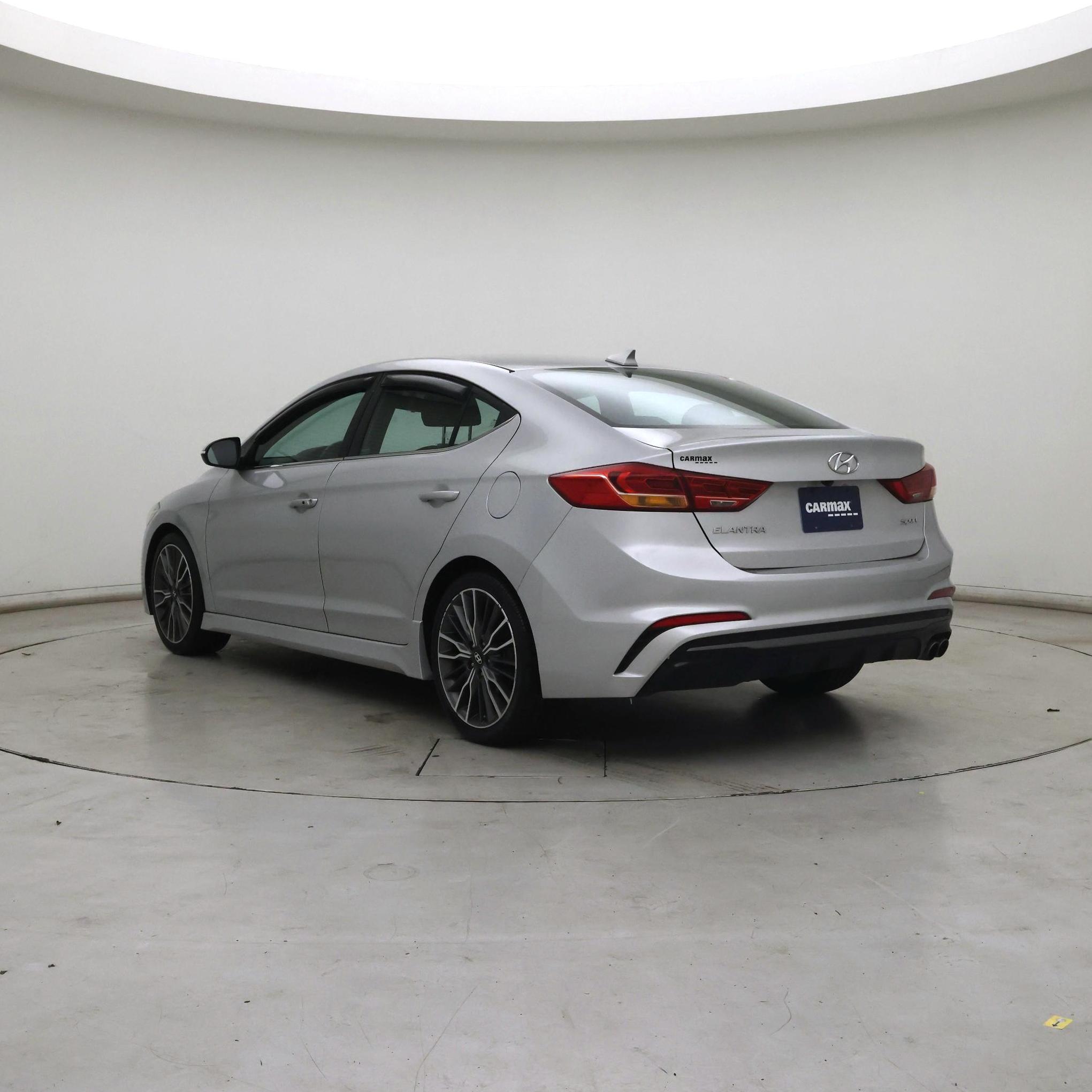 Thumbnail: 2018 Hyundai Elantra - 2