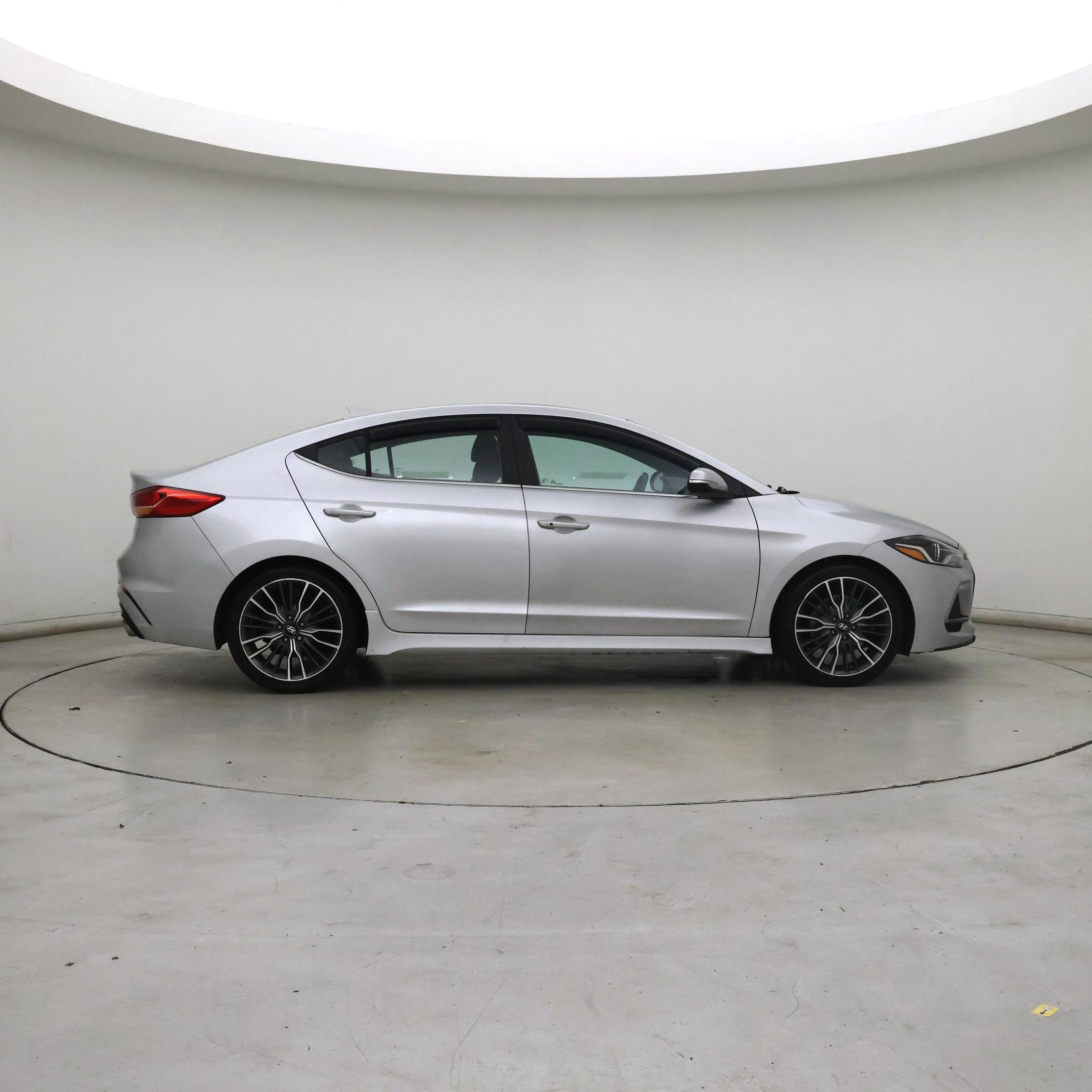 Thumbnail: 2018 Hyundai Elantra - 7