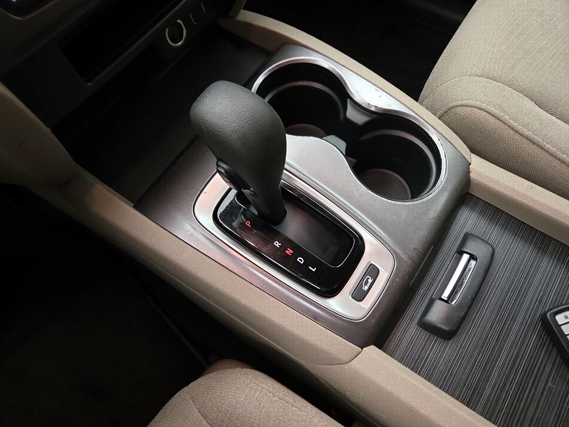 Thumbnail: 2016 Honda Pilot - 17