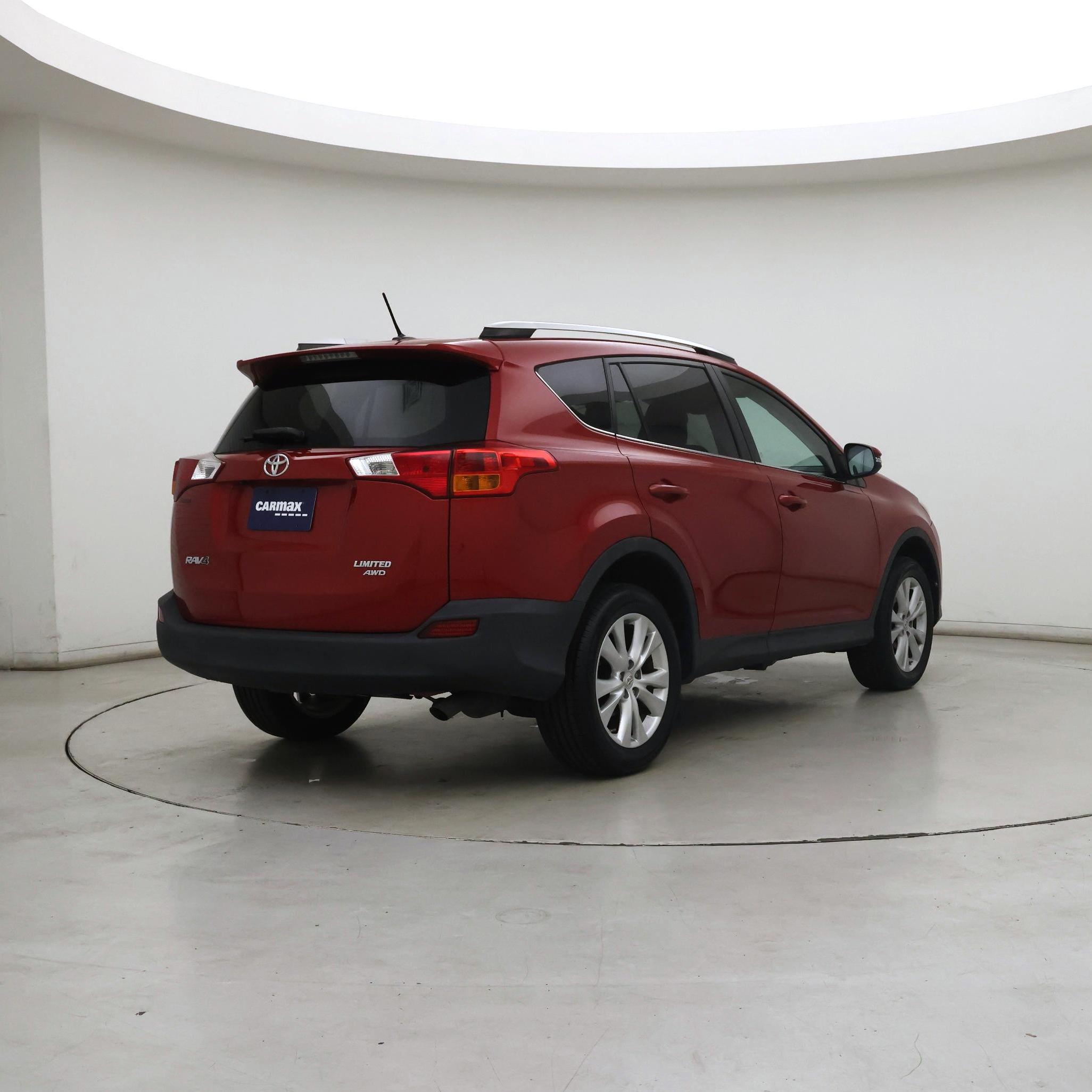 Thumbnail: 2015 Toyota RAV4 - 8