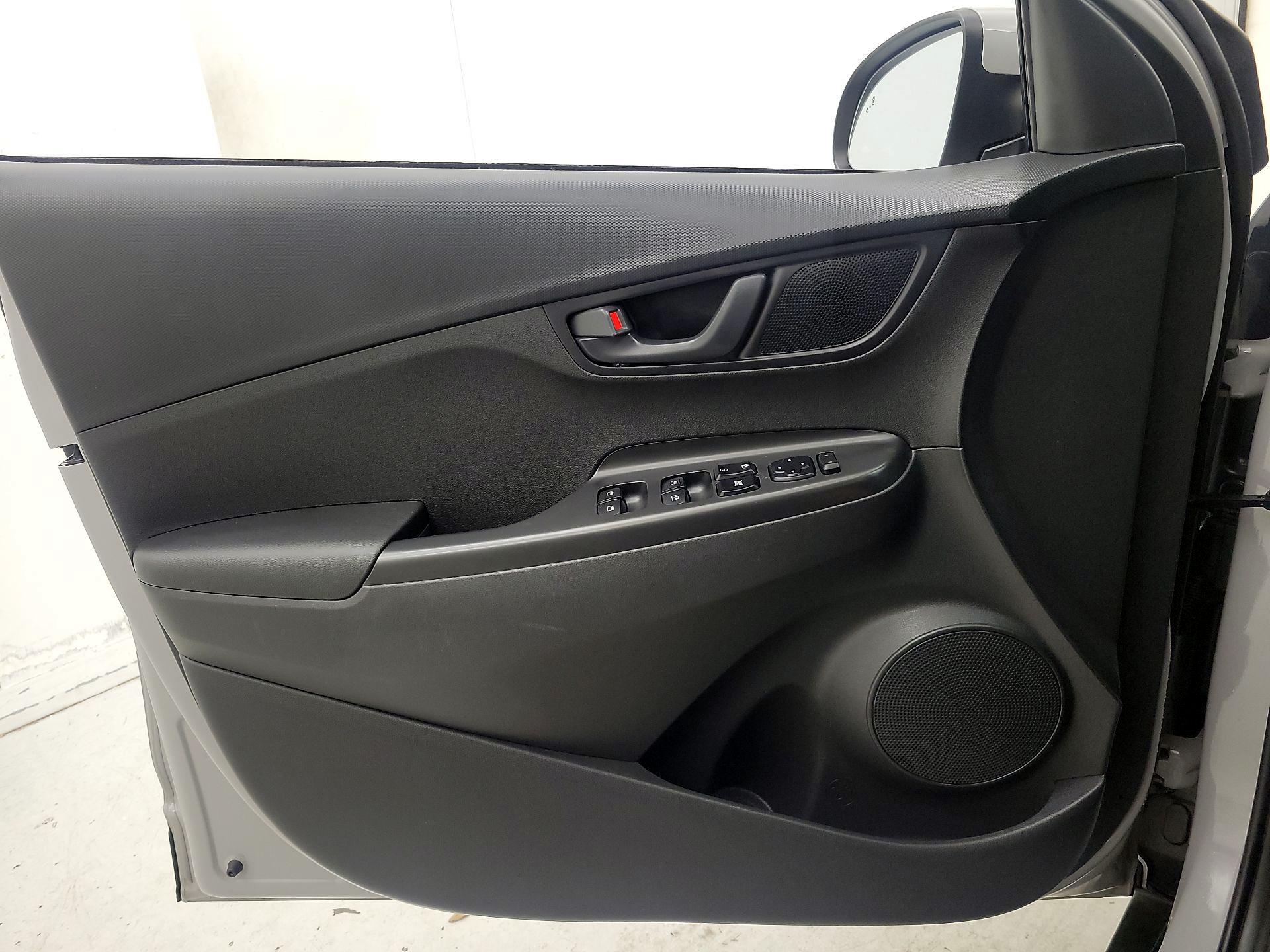 Thumbnail: 2023 Hyundai Kona - 12