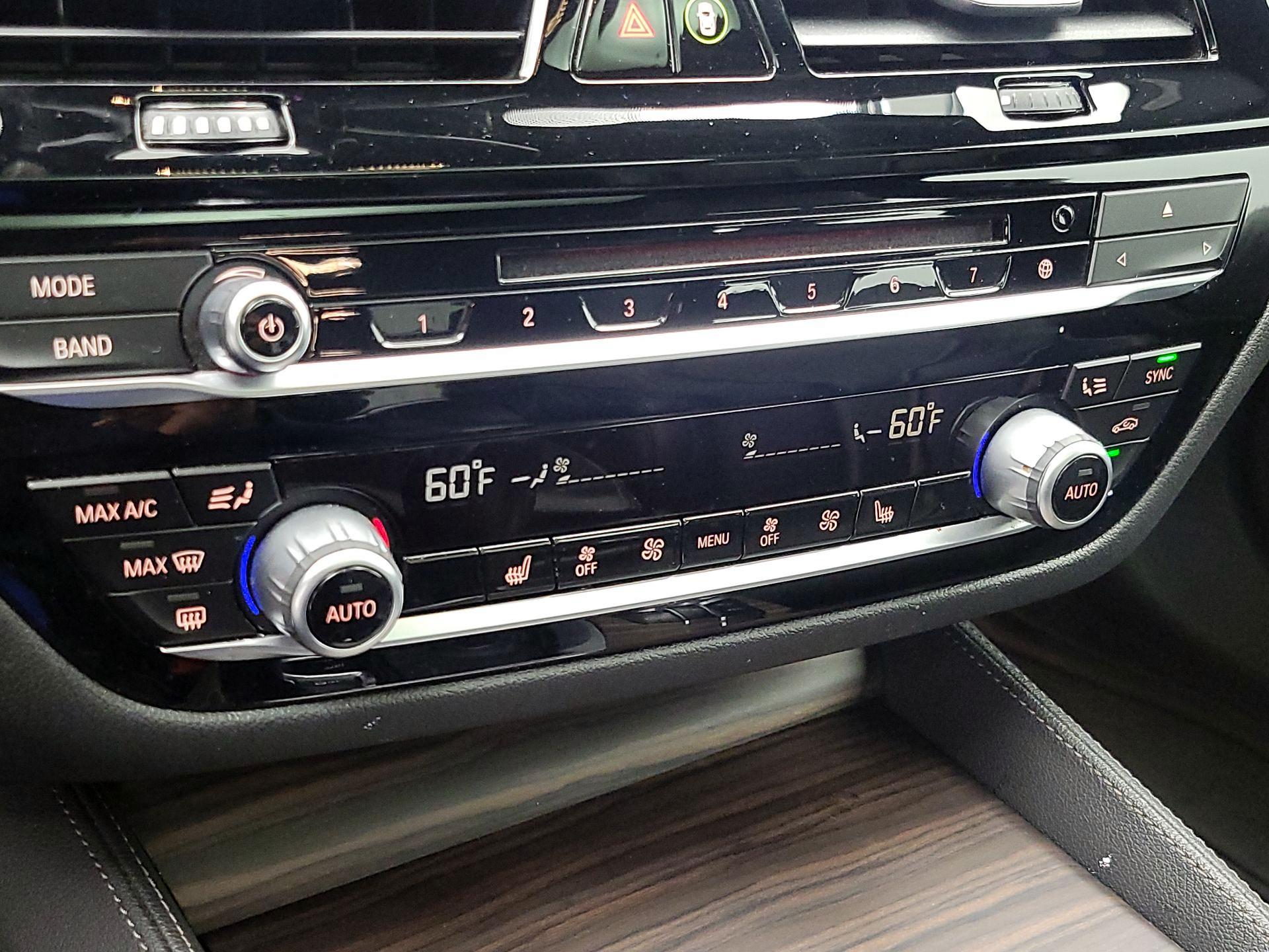 Thumbnail: 2019 BMW 5 Series - 17