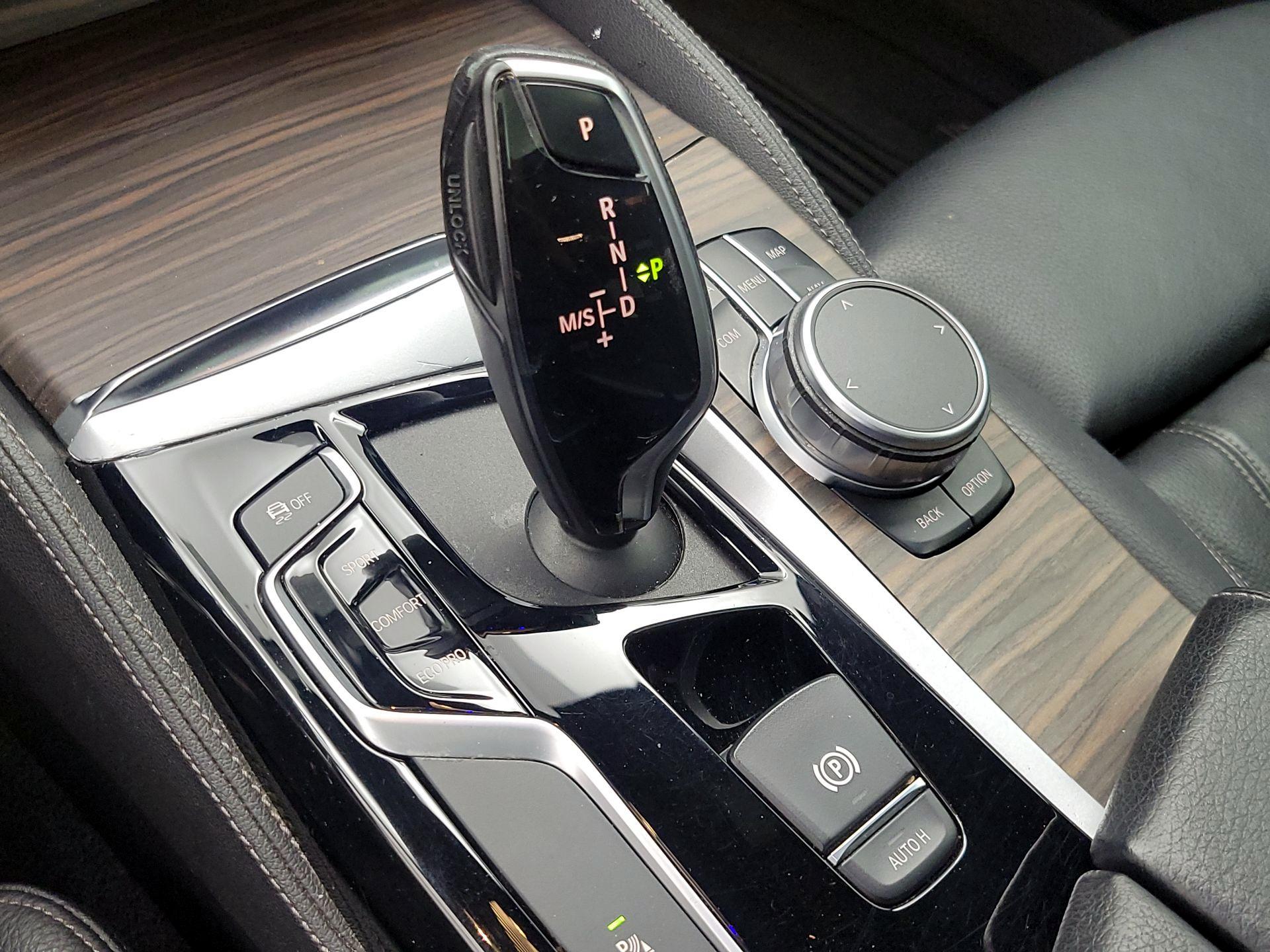 Thumbnail: 2019 BMW 5 Series - 18