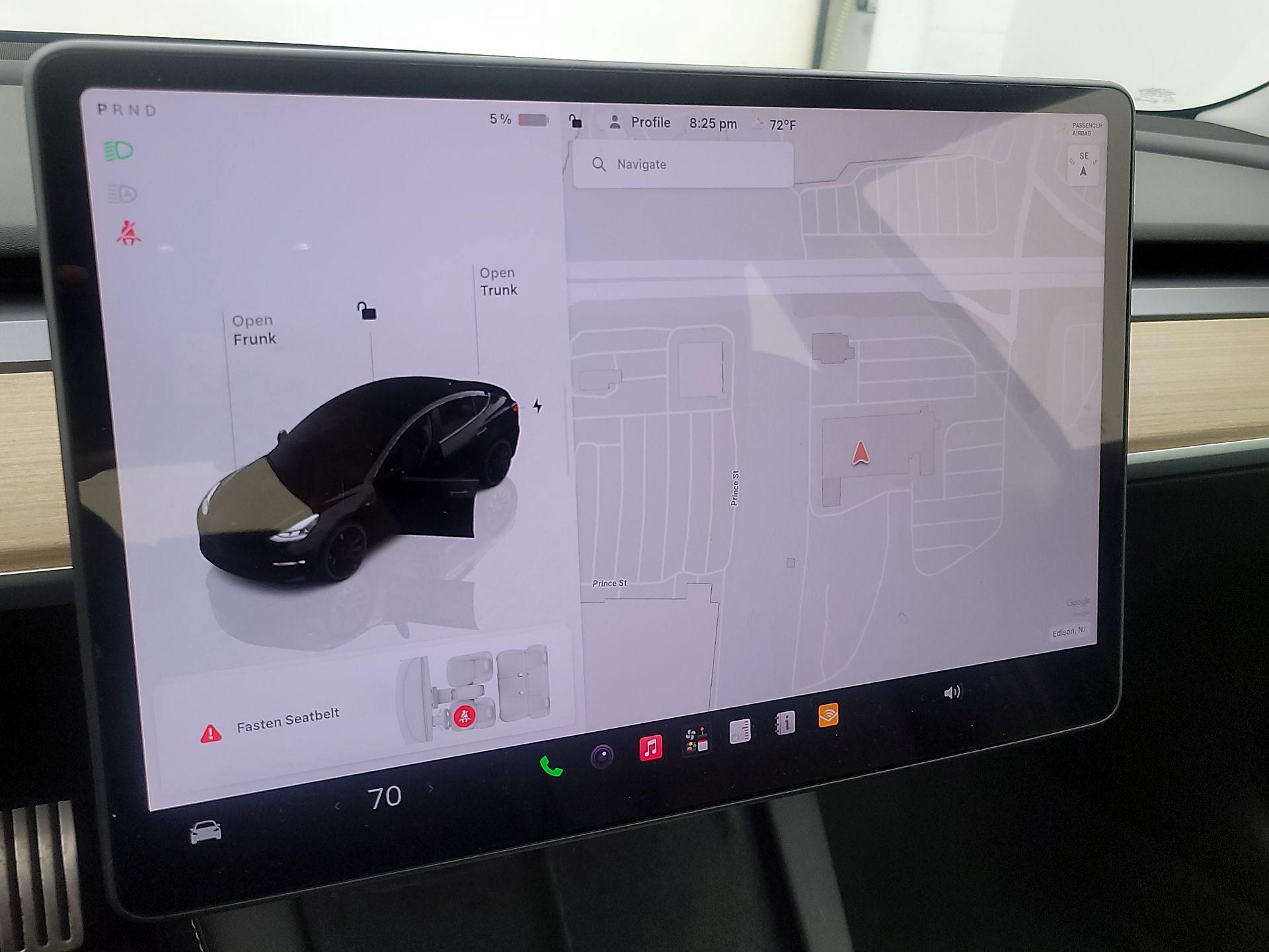 Thumbnail: 2023 Tesla Model 3 - 13