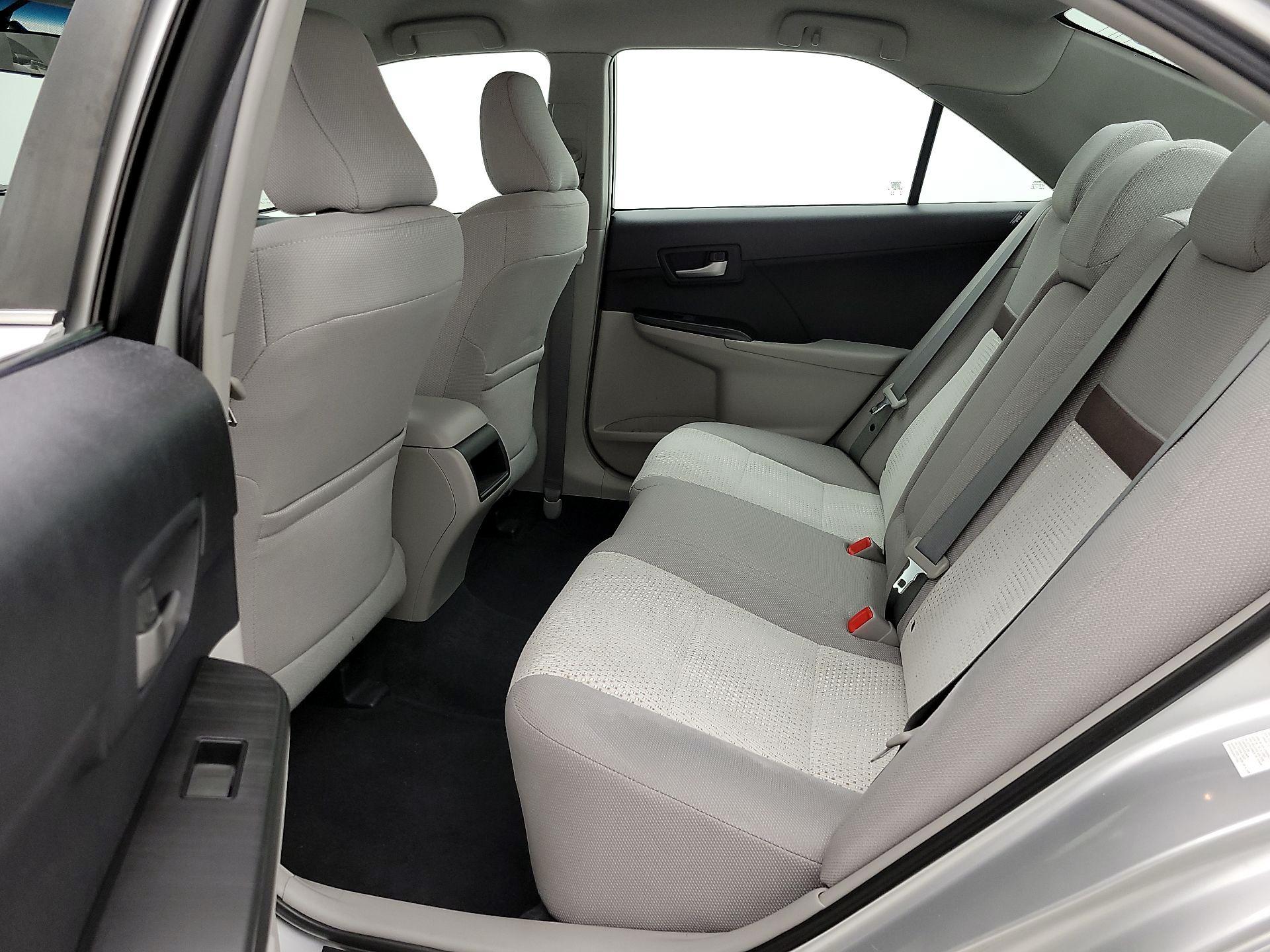 Thumbnail: 2014 Toyota Camry - 19