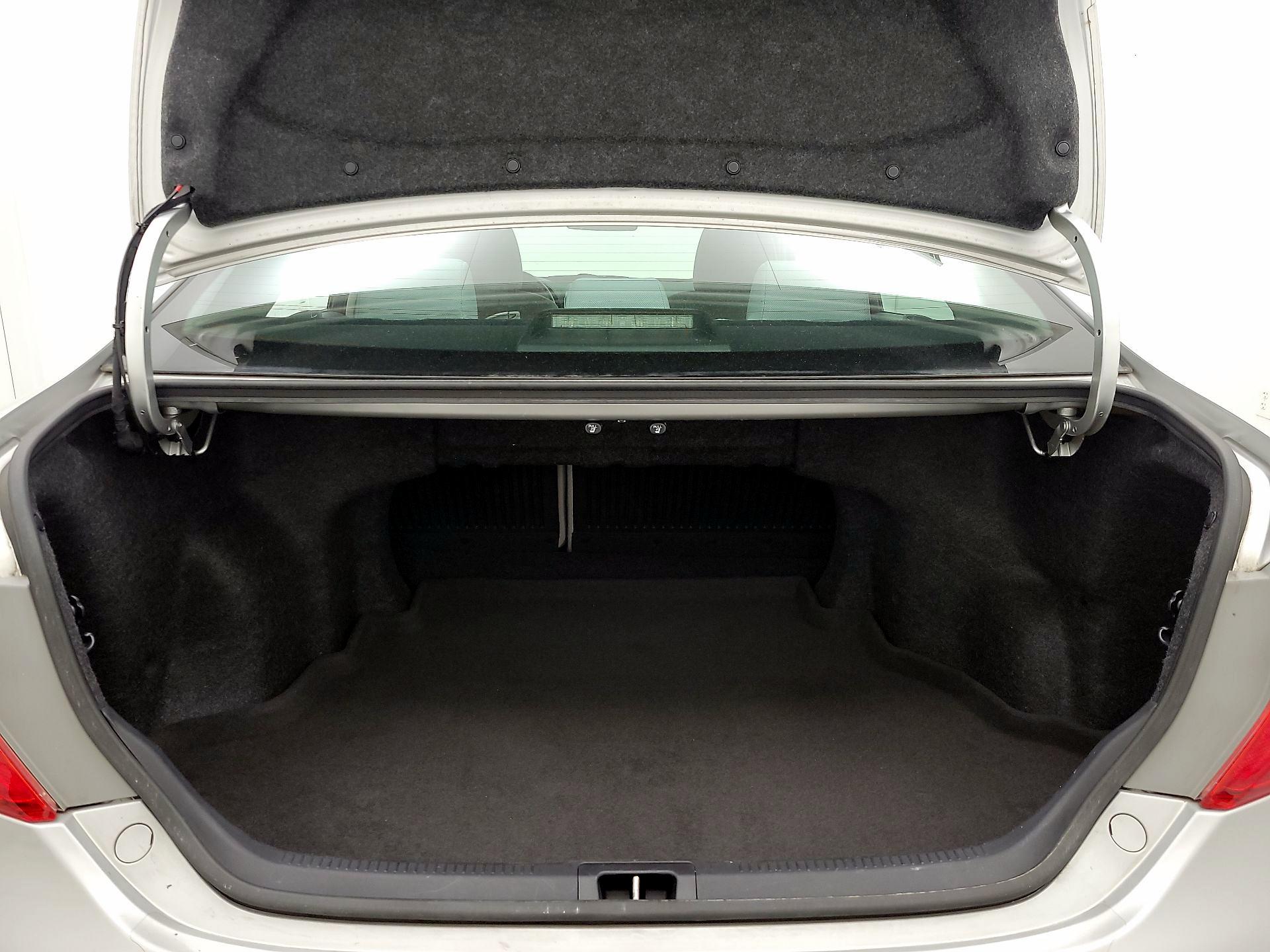 Thumbnail: 2014 Toyota Camry - 20