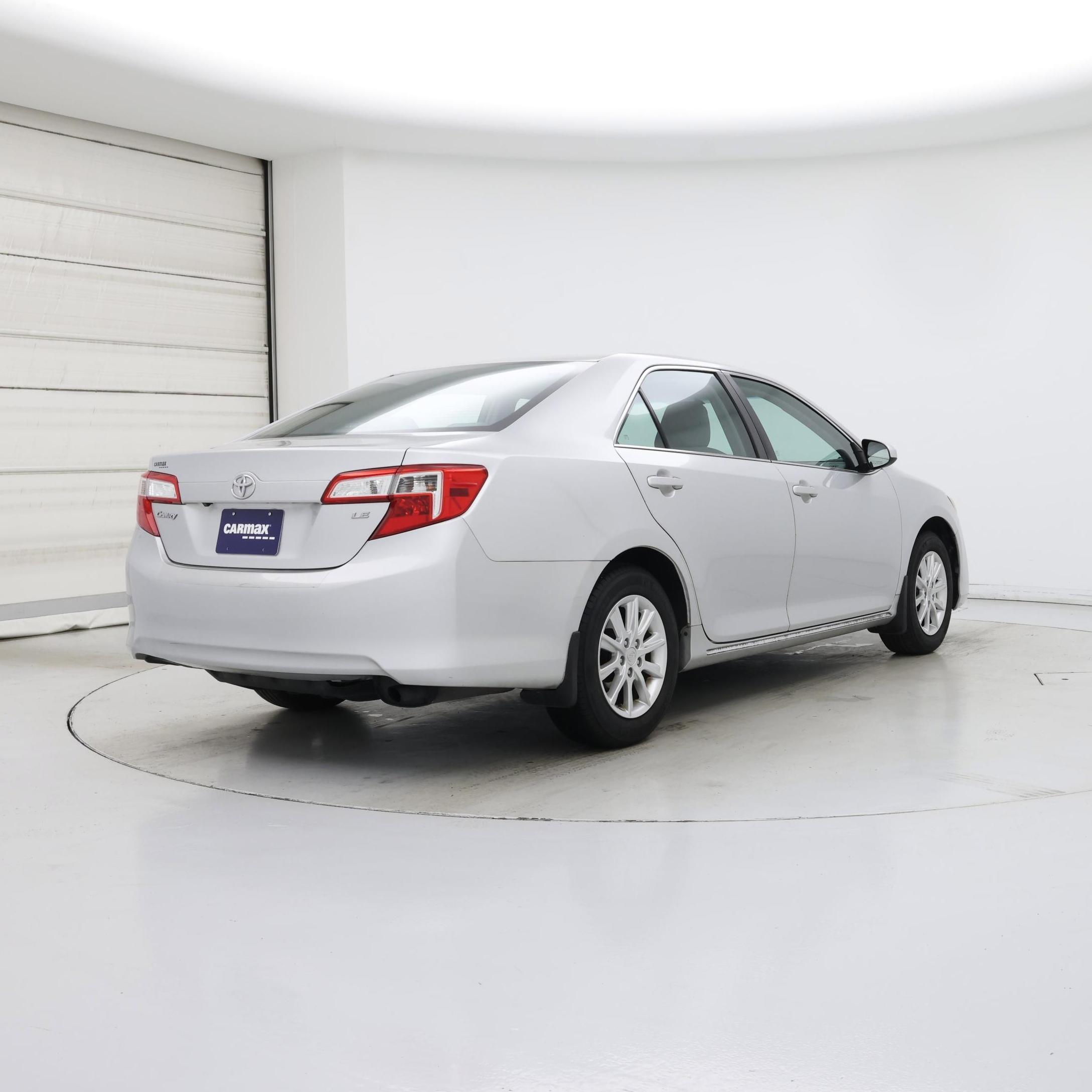 Thumbnail: 2014 Toyota Camry - 8