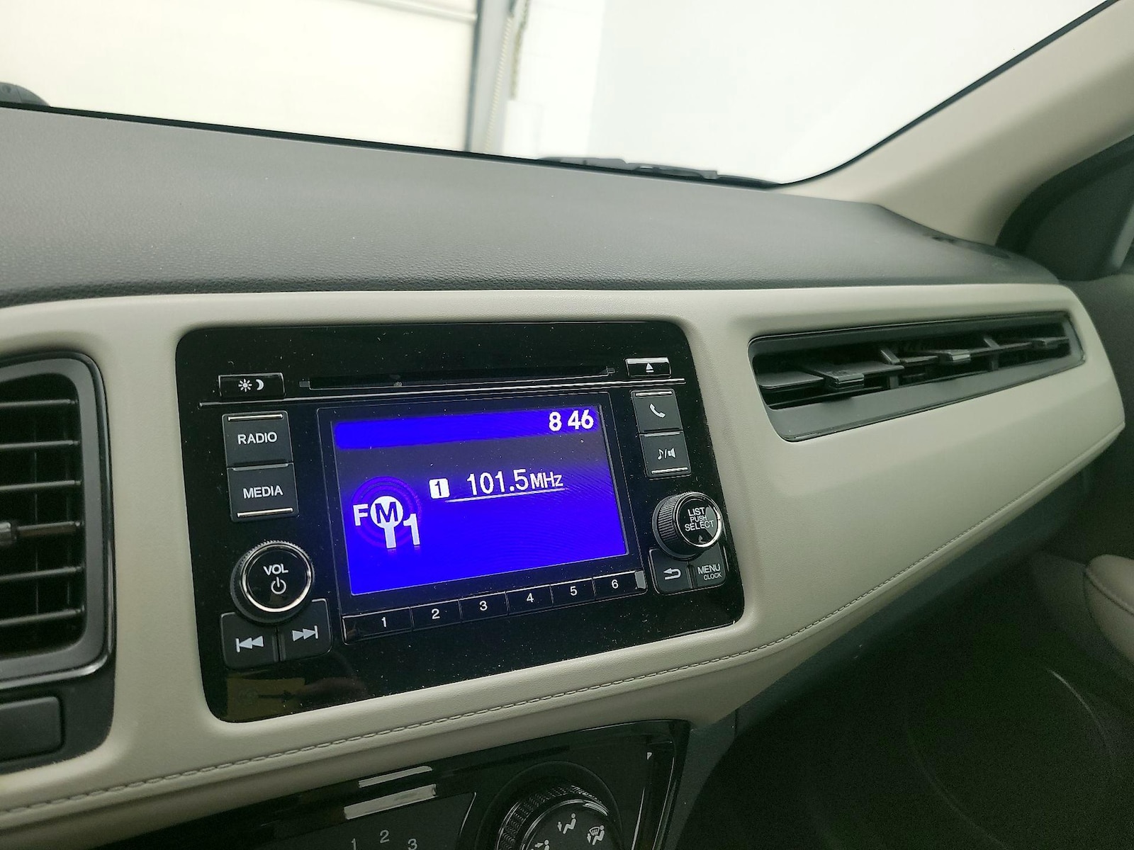 2019 Honda HR-V LX - Photo 16