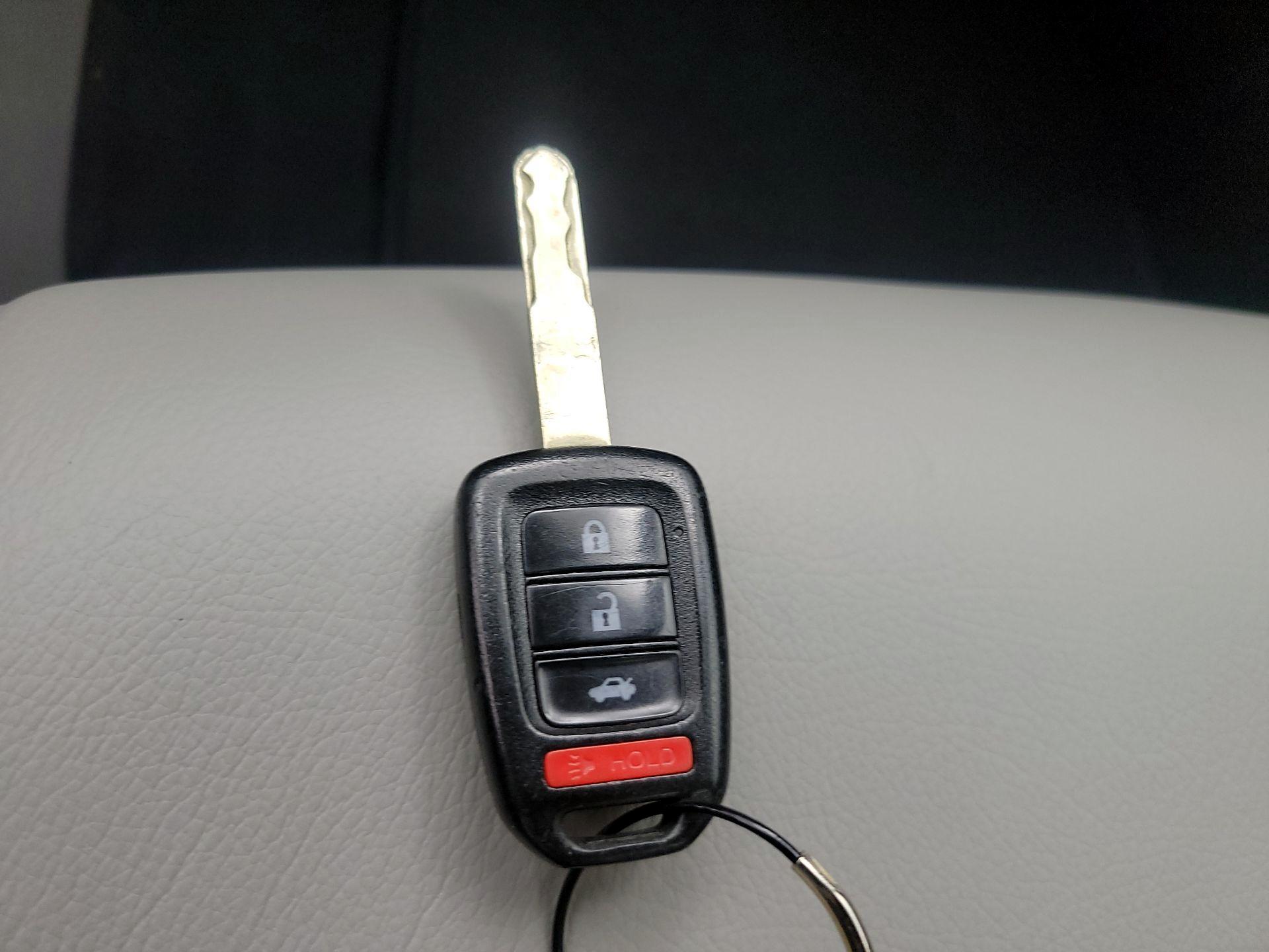 Thumbnail: 2014 Honda Civic - 20