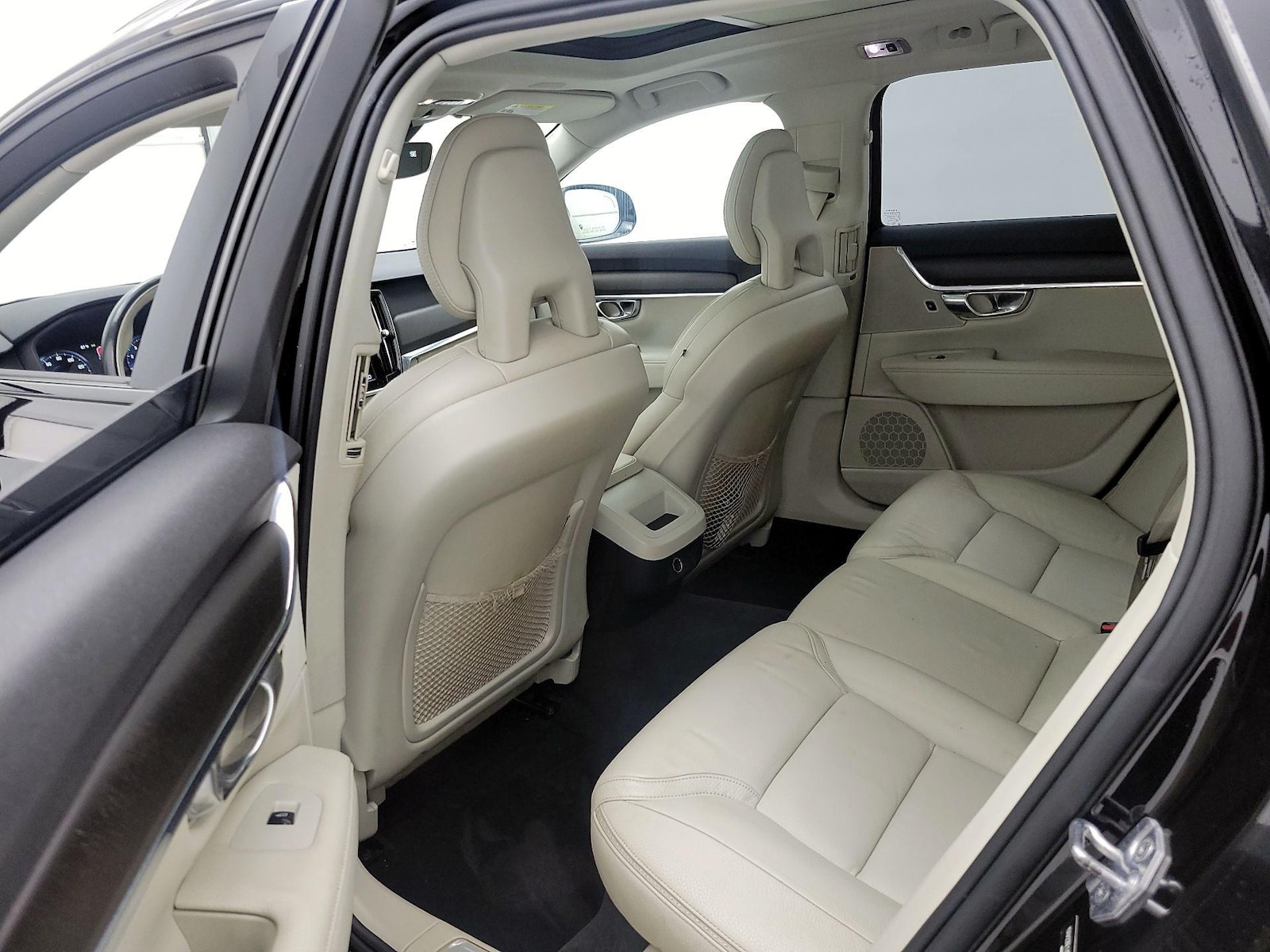2018 Volvo V90 Cross Country - Photo 20