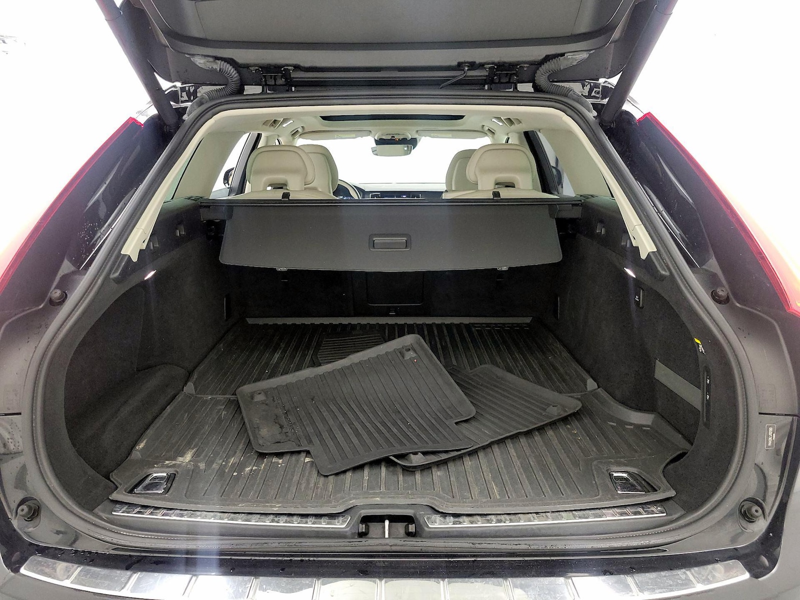 2018 Volvo V90 Cross Country - Photo 21