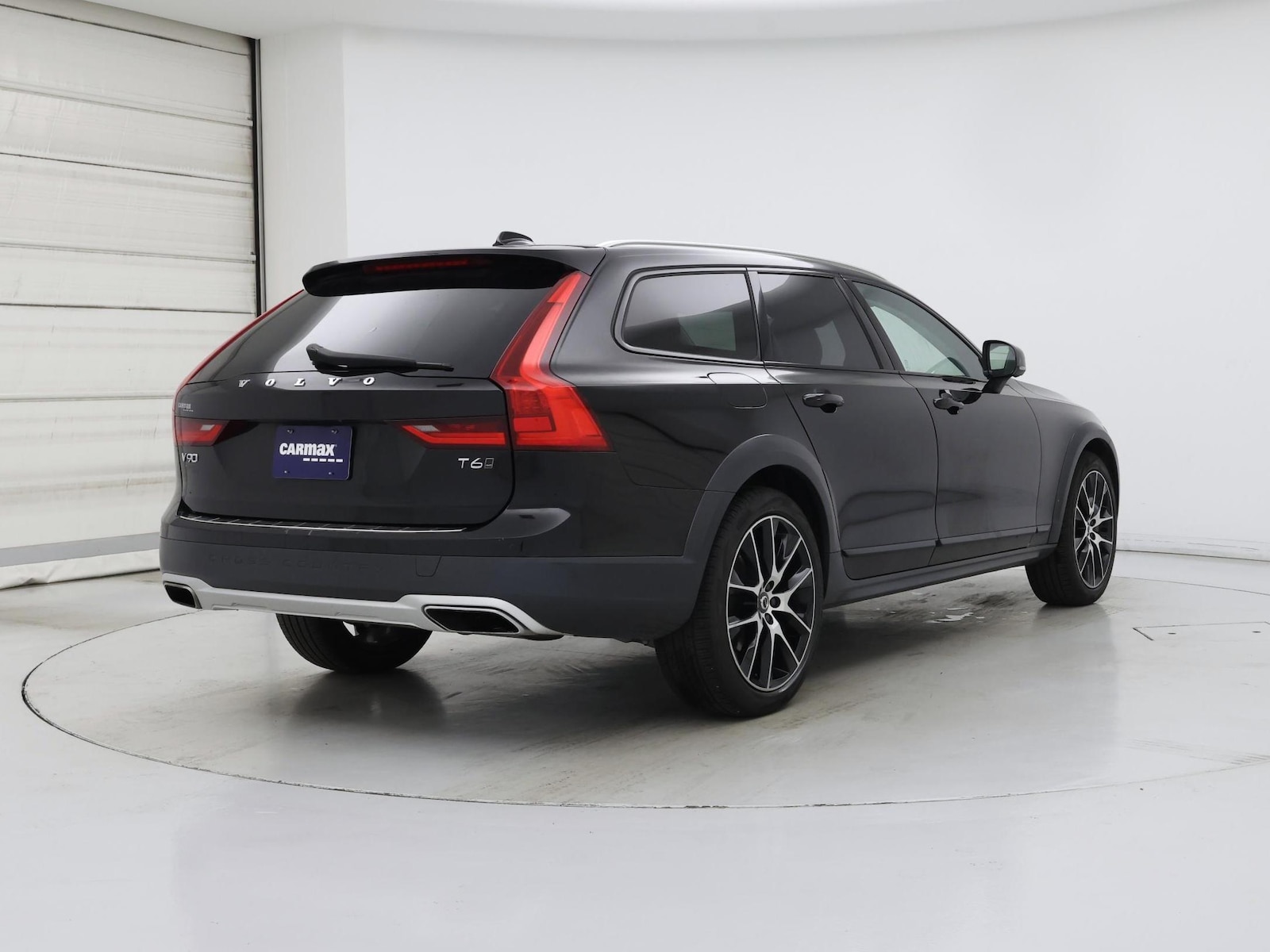 2018 Volvo V90 Cross Country - Photo 9
