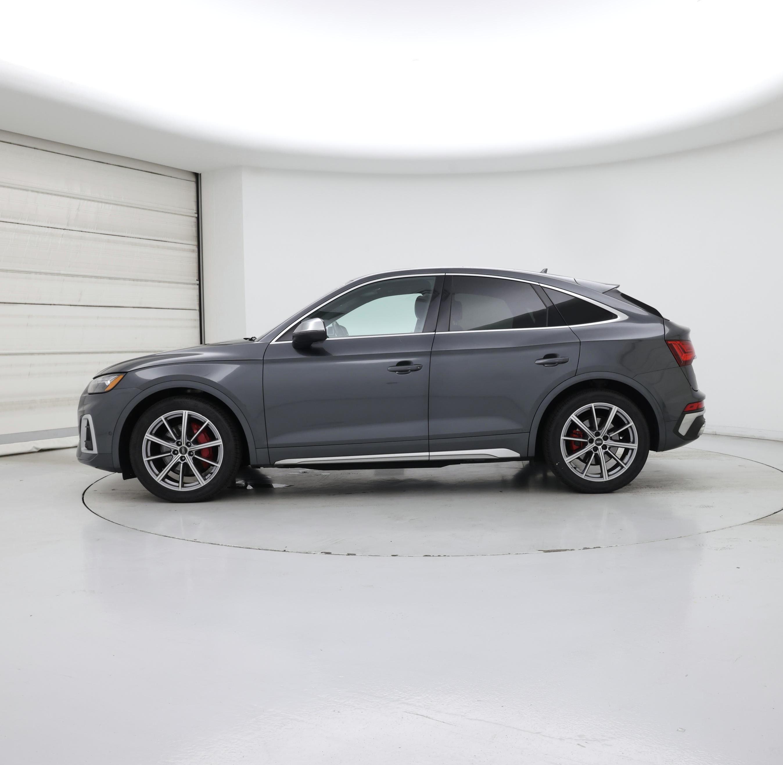 Thumbnail: 2021 Audi SQ5 - 3