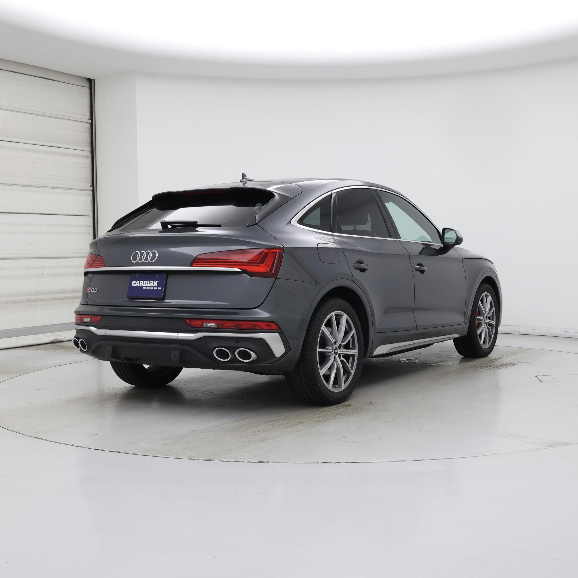 Thumbnail: 2021 Audi SQ5 - 8
