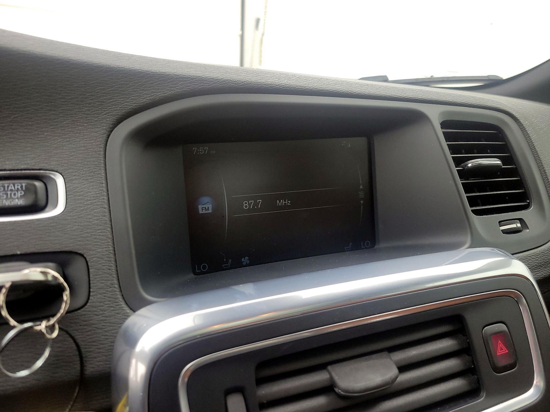 Thumbnail: 2015 Volvo S60 - 14