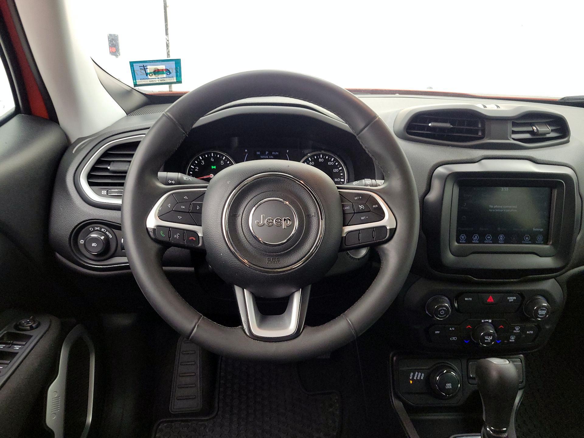 Thumbnail: 2018 Jeep Renegade - 10