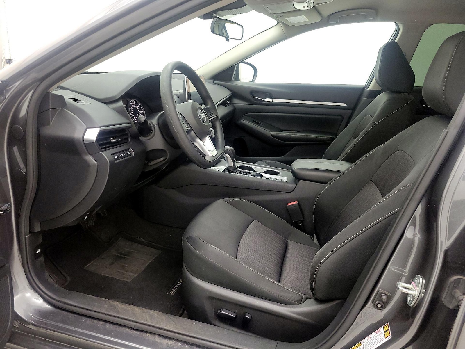 2022 Nissan Altima SV - Photo 12