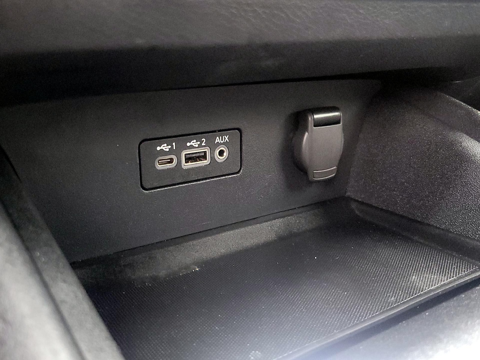 2022 Nissan Altima SV - Photo 19