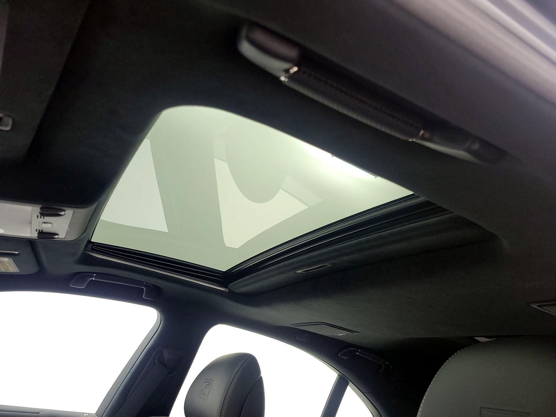 Thumbnail: 2015 Lexus LS - 18
