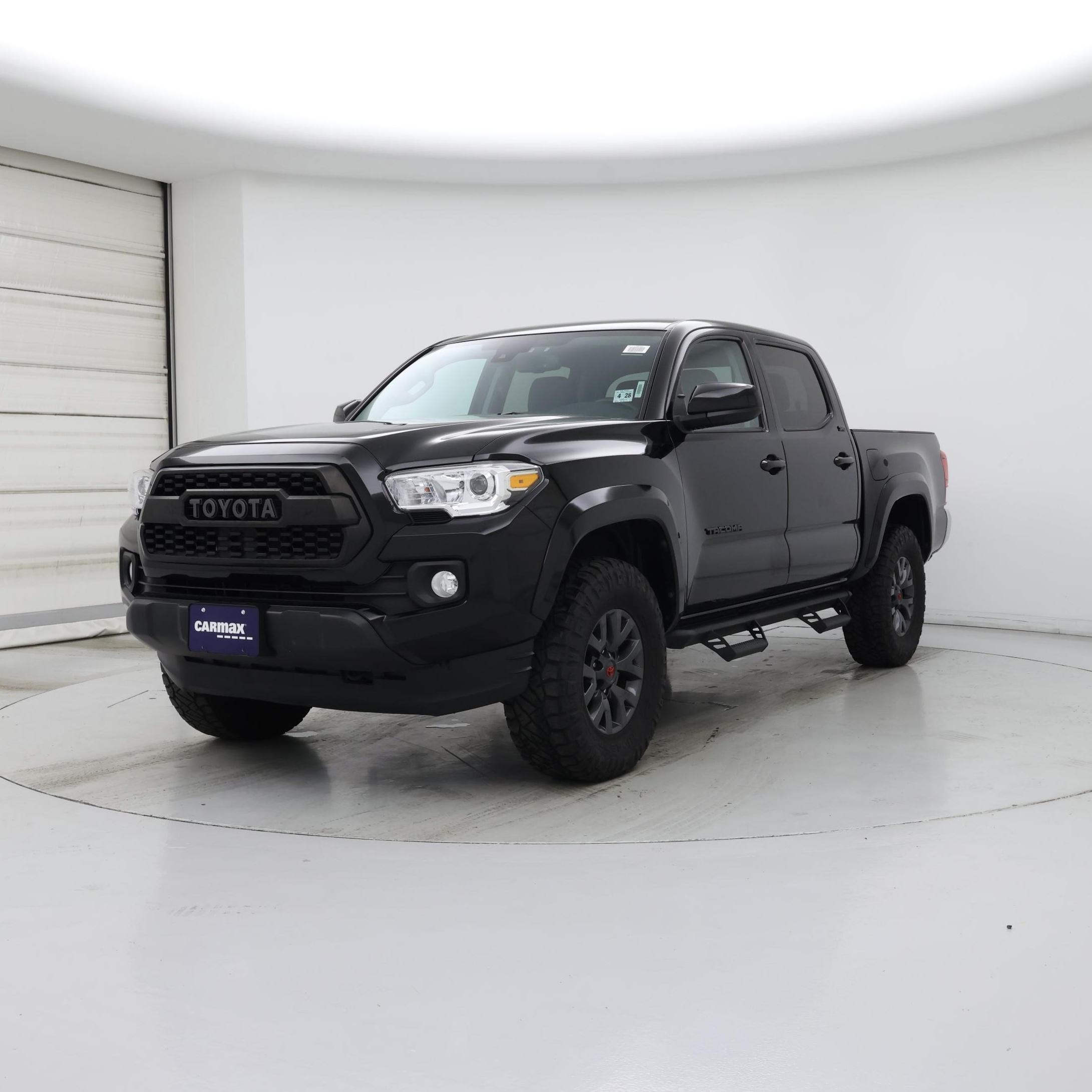Thumbnail: 2023 Toyota Tacoma - 4