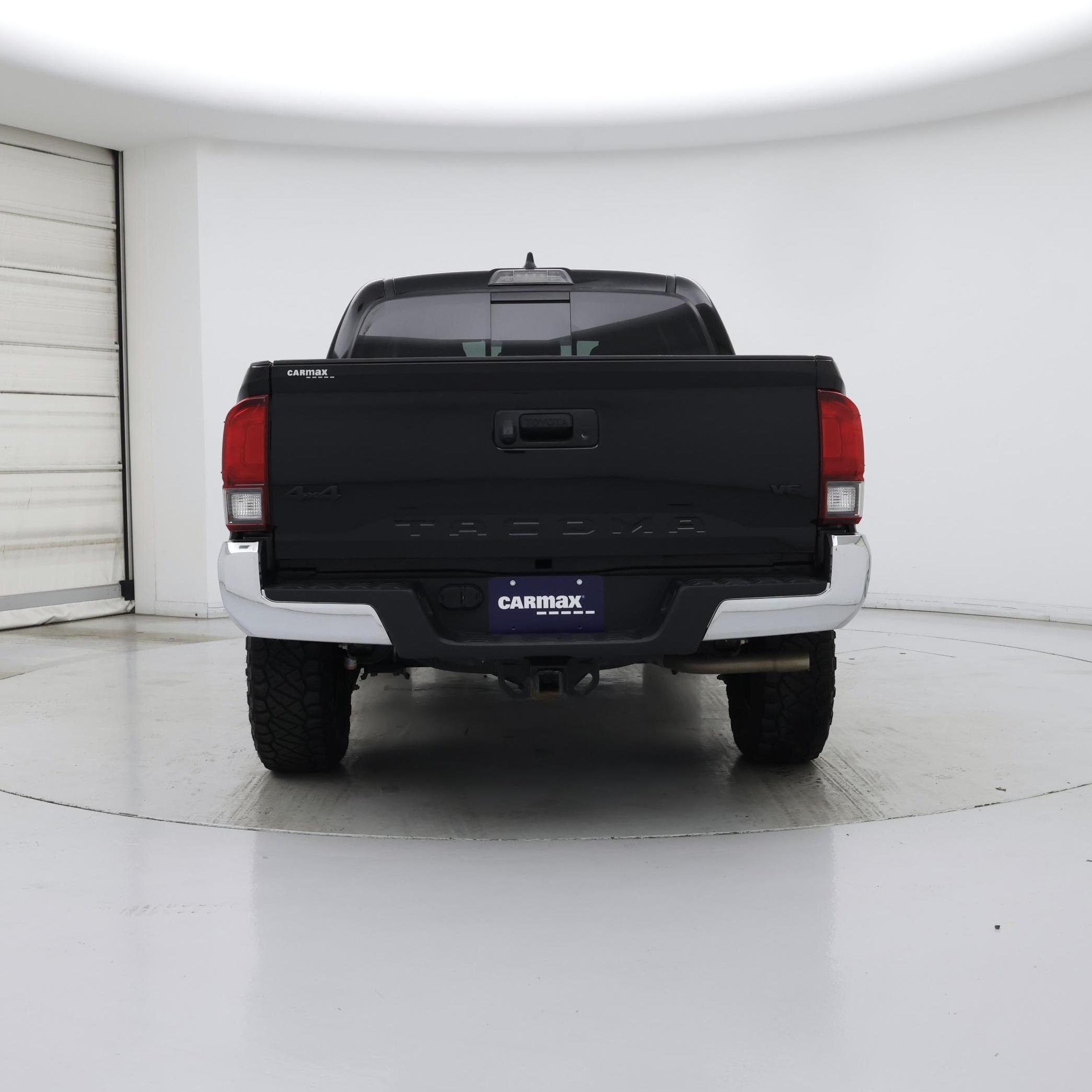 Thumbnail: 2023 Toyota Tacoma - 6