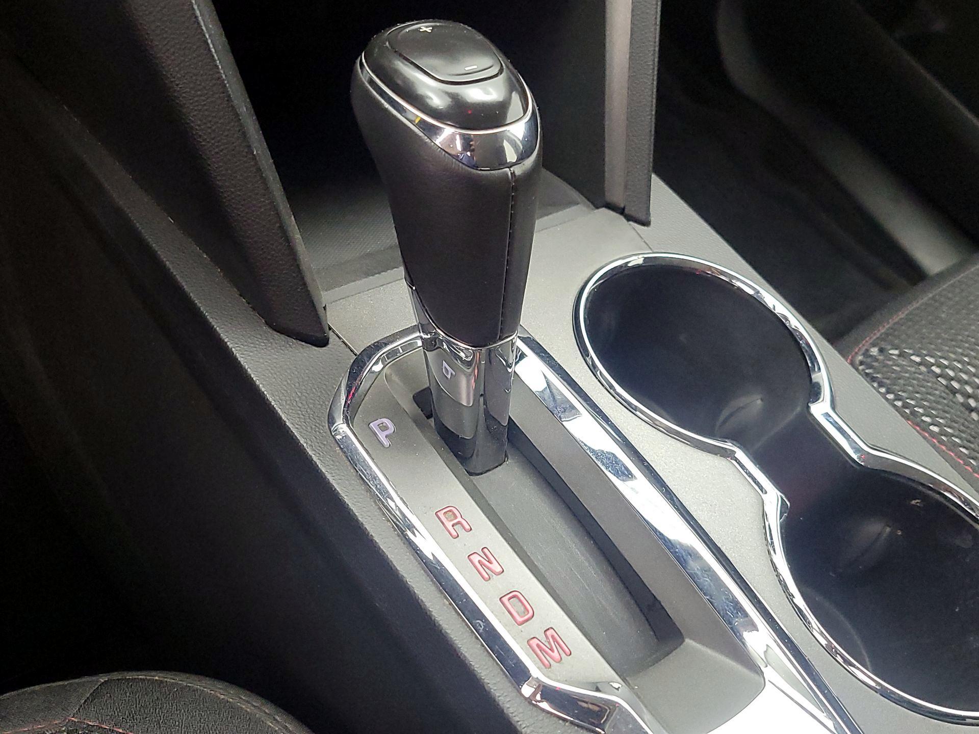 Thumbnail: 2016 GMC Terrain - 17