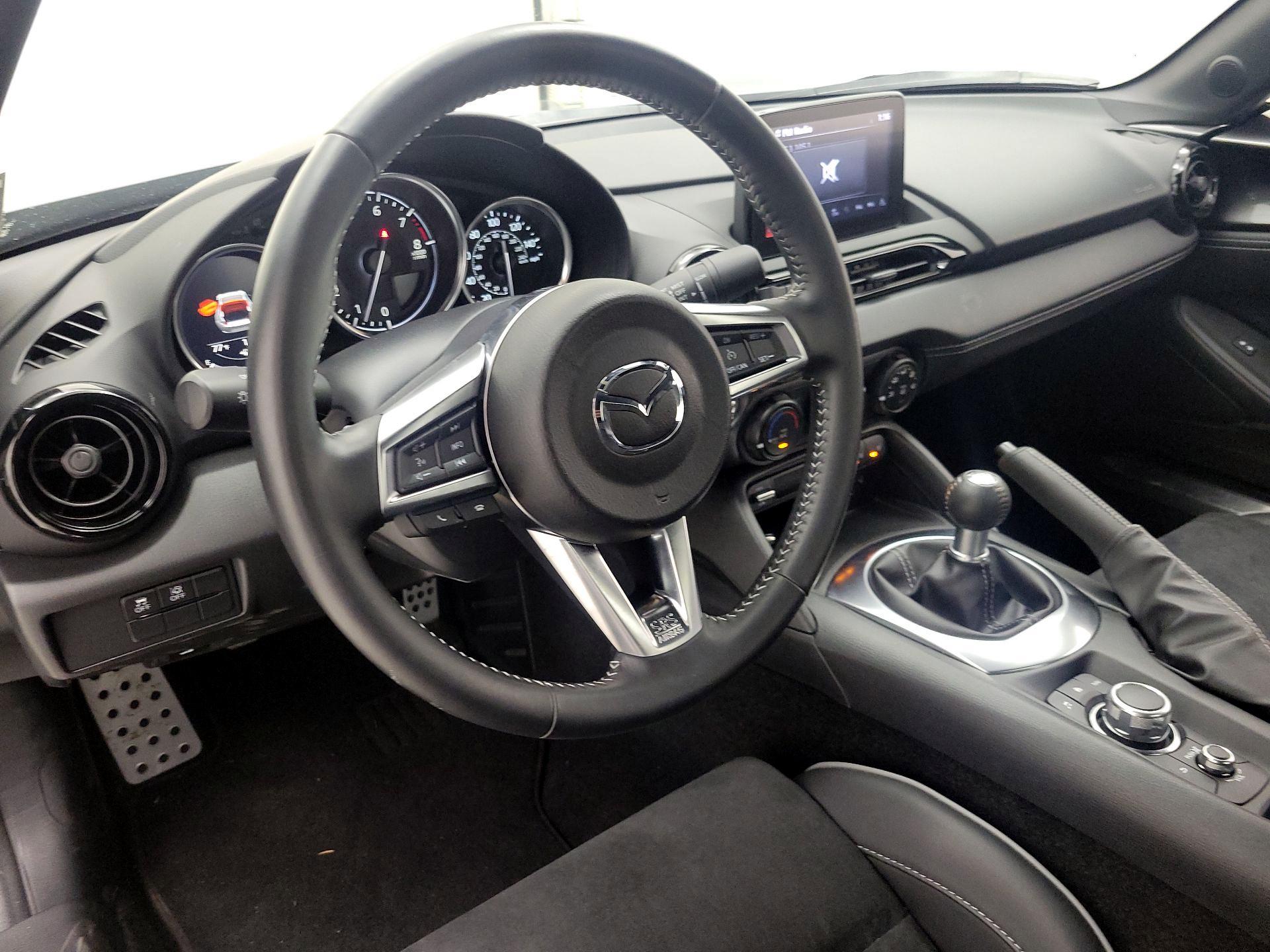 Thumbnail: 2023 Mazda MX-5 Miata - 9