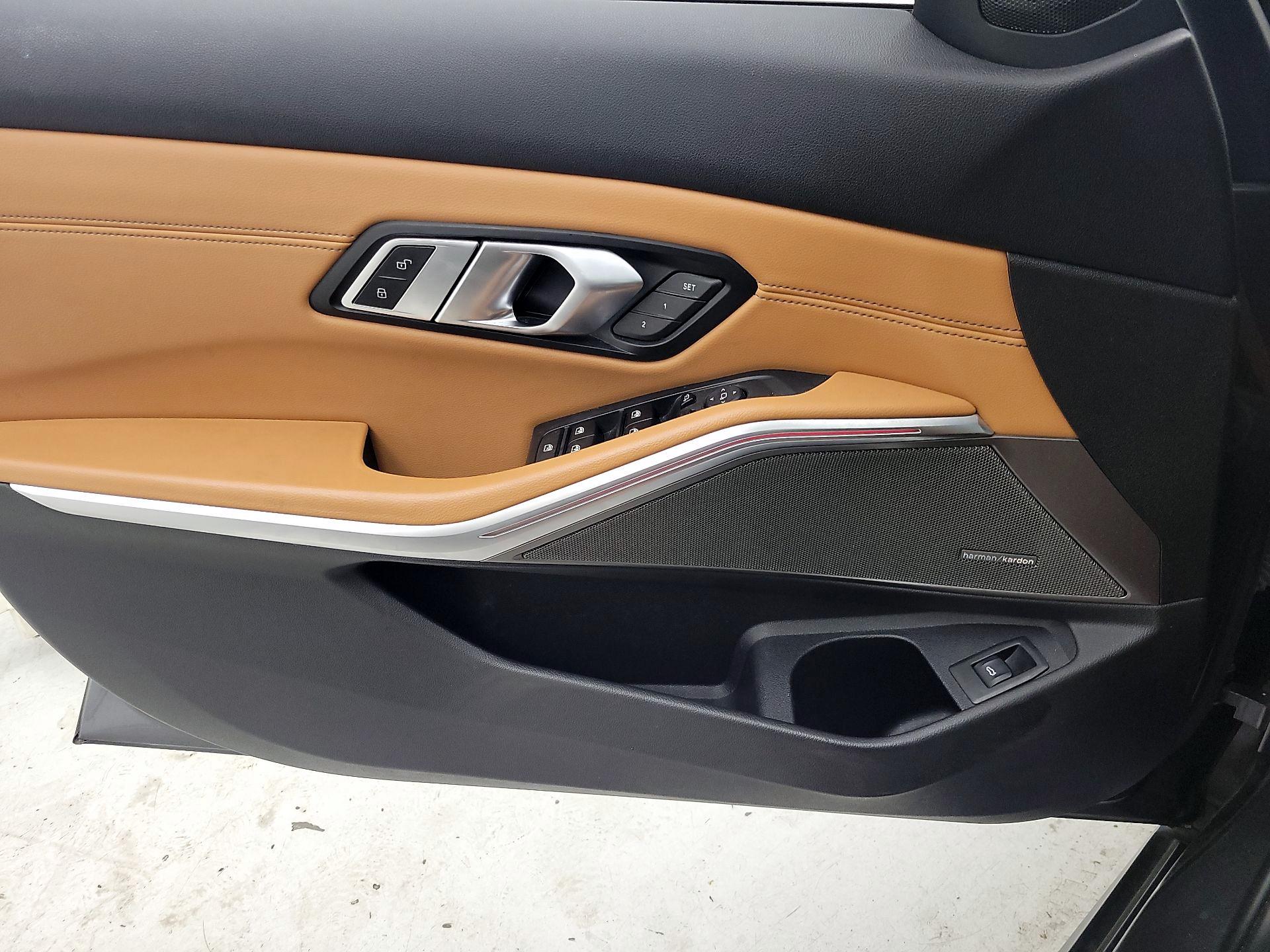 Thumbnail: 2021 BMW 3 Series - 12